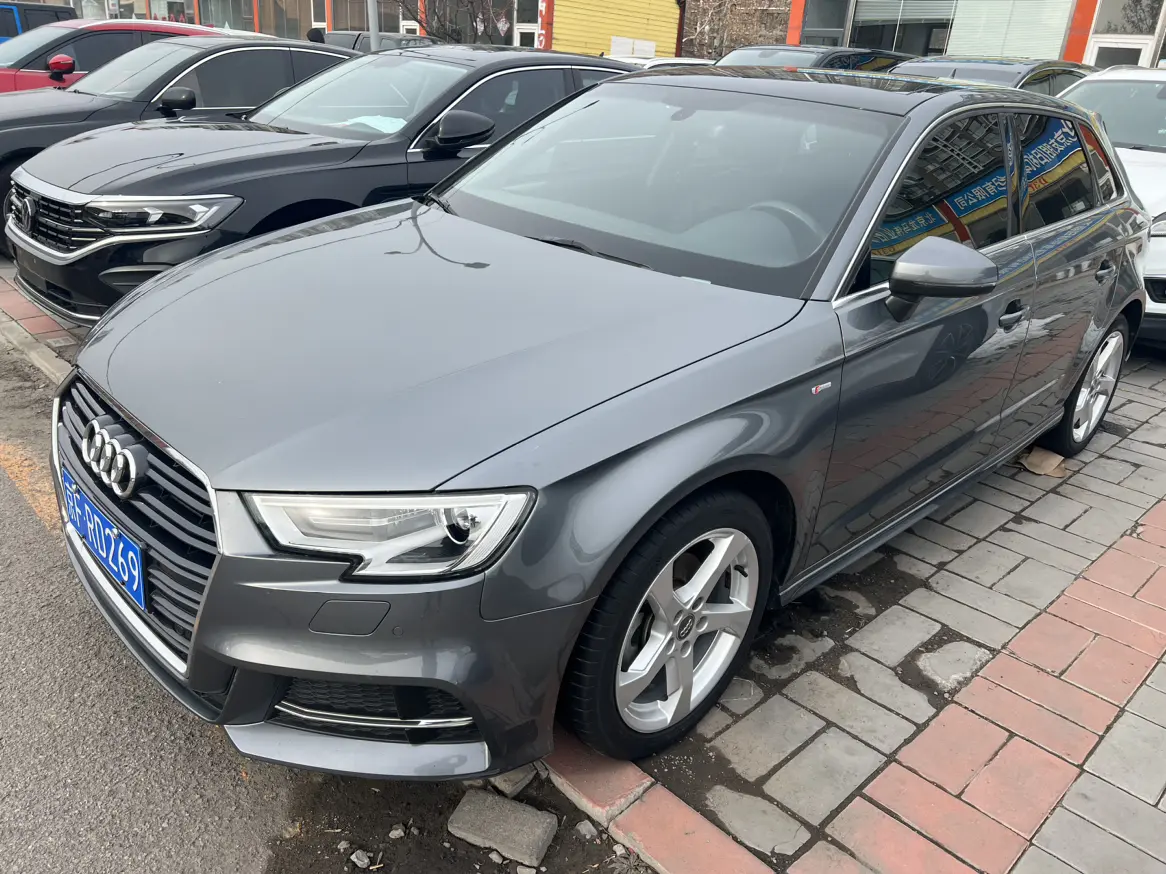 Audi A3  из Китая