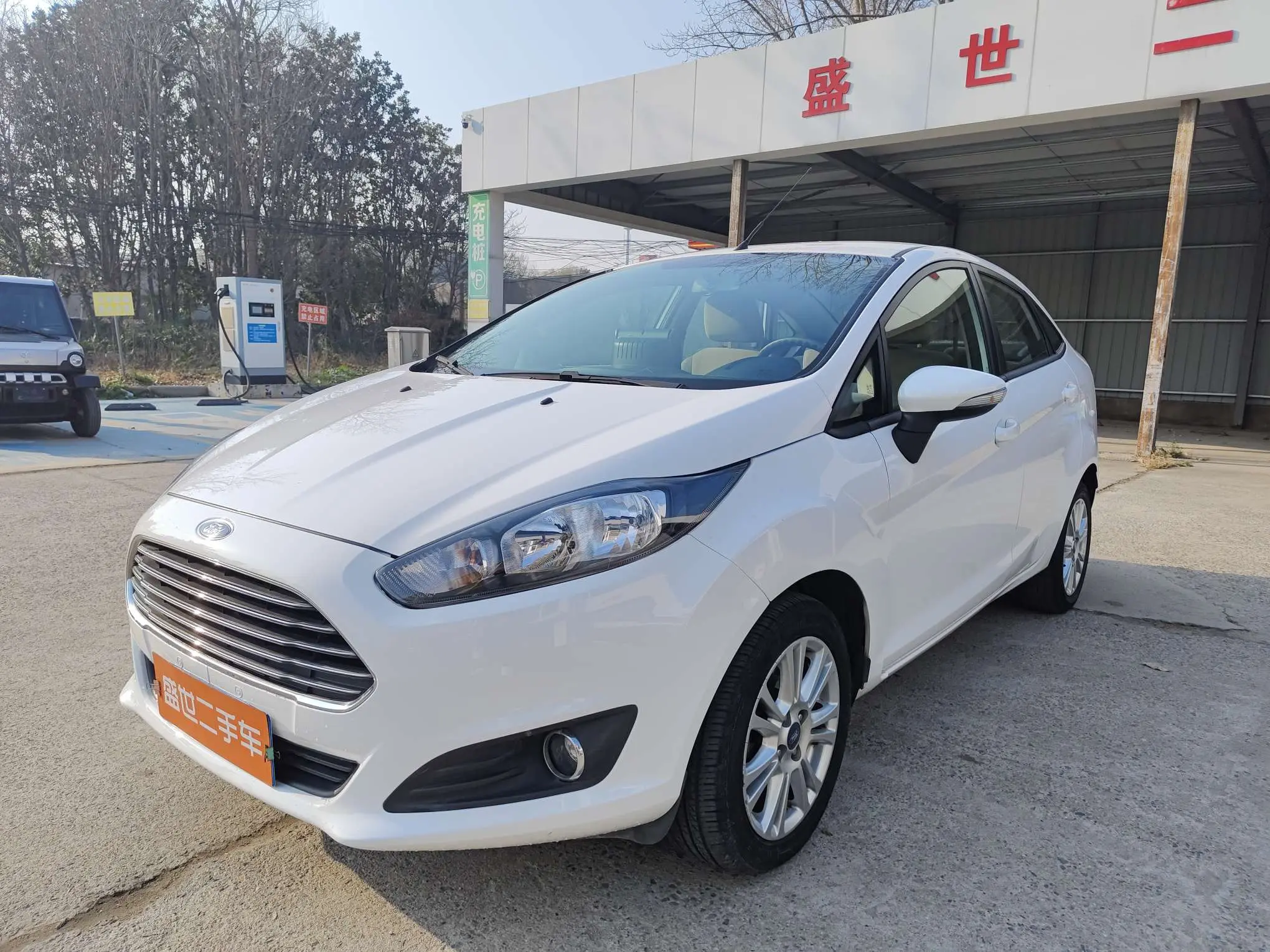 Ford Carnival  из Китая