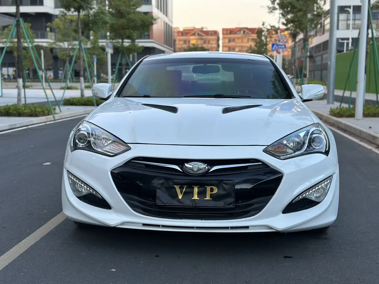 Hyundai Genesis-Coolpad  из Китая