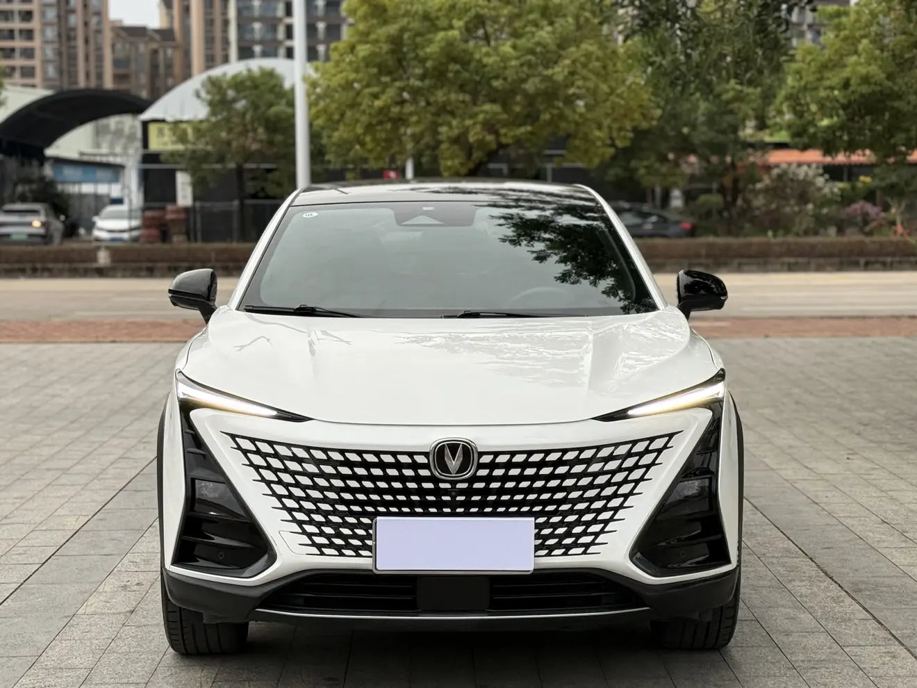 Changan UNI-T  из Китая