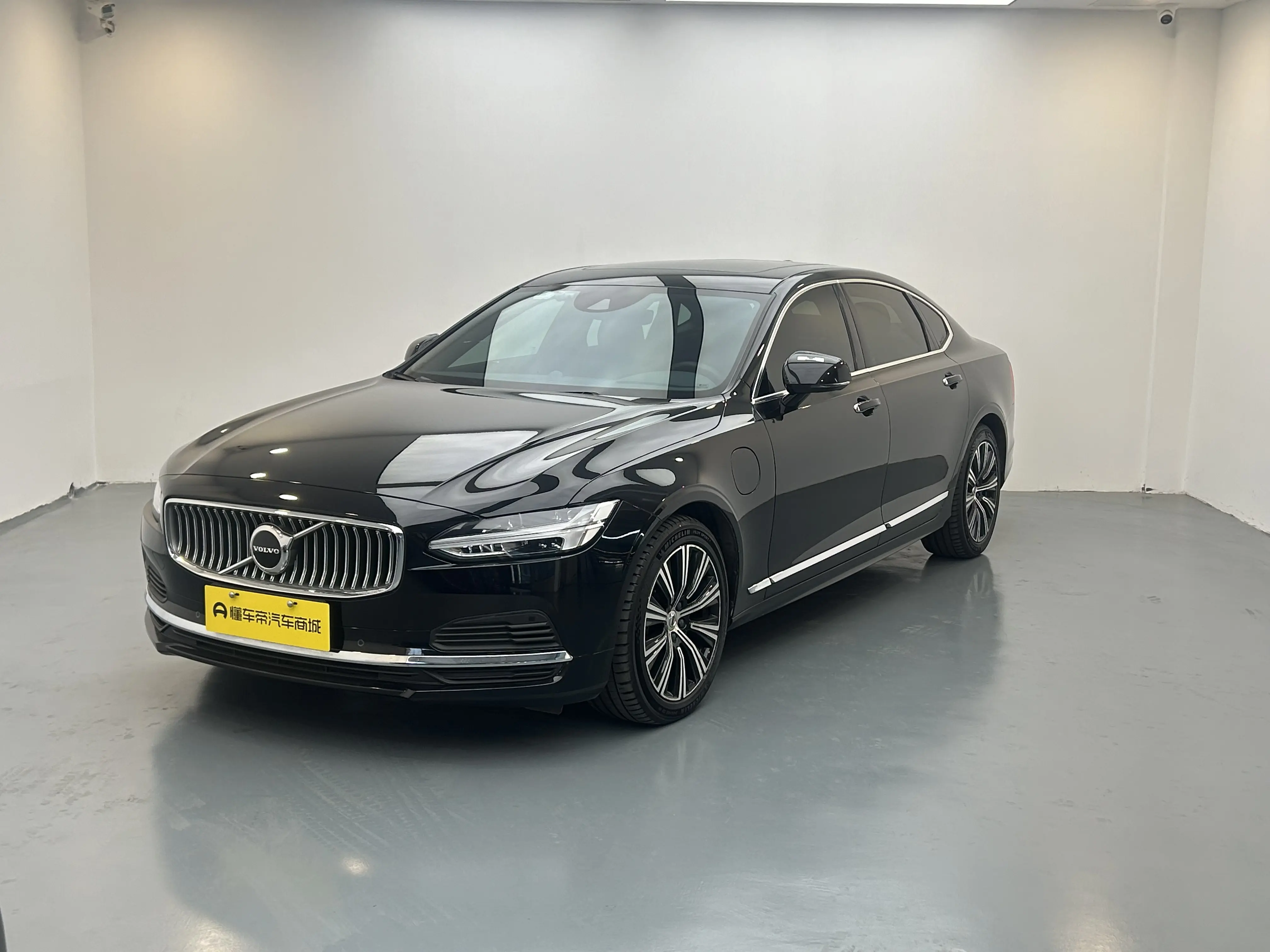 Volvo S90 PHEV  из Китая