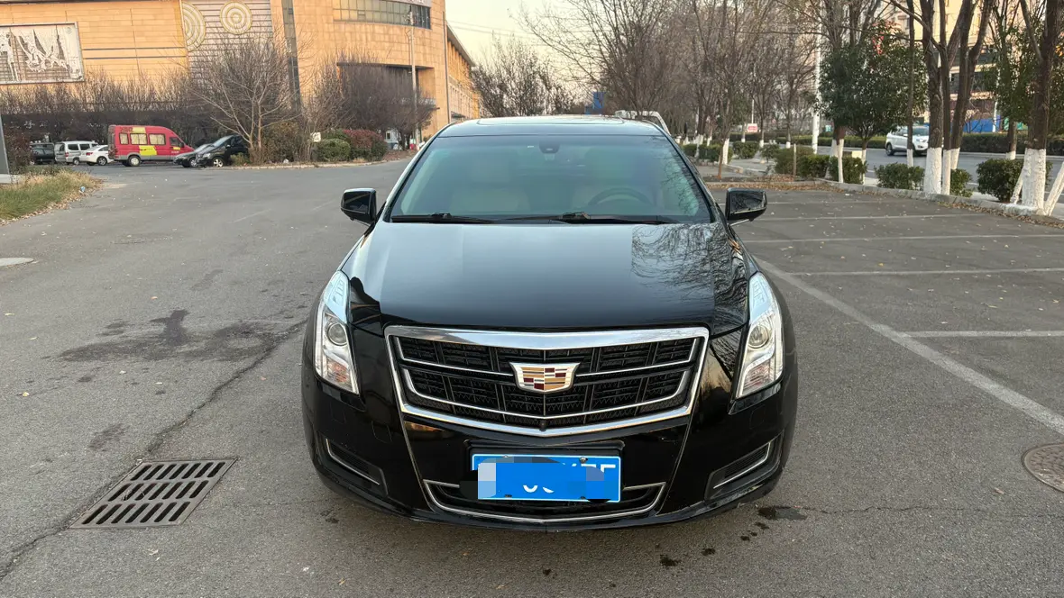 Cadillac XTS  из Китая