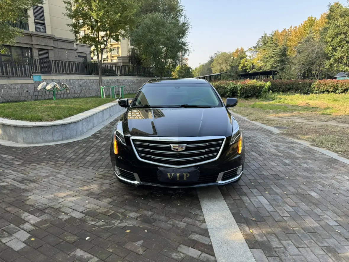 Cadillac XTS  из Китая