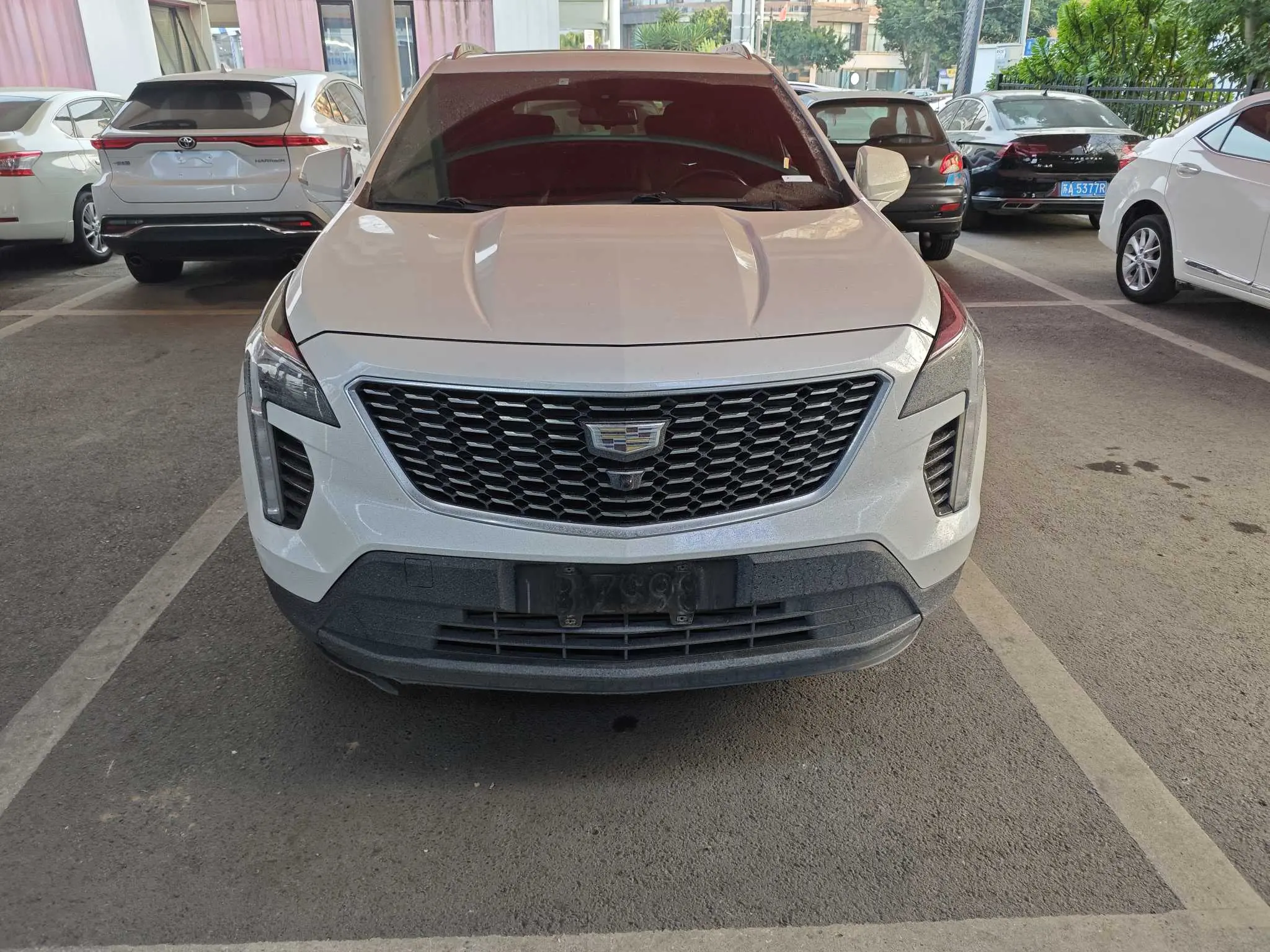 Cadillac XT4  из Китая