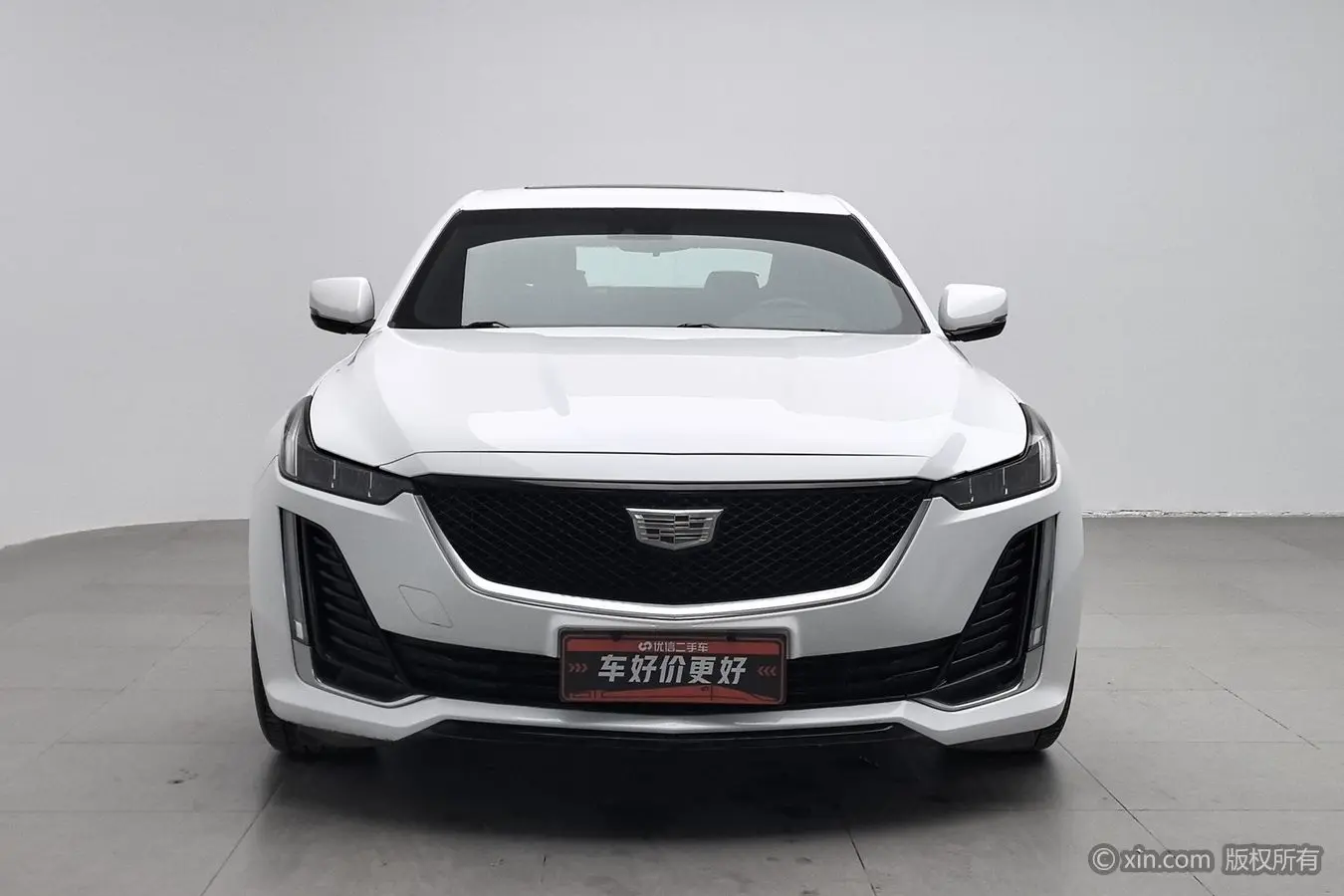 Cadillac CT5  из Китая