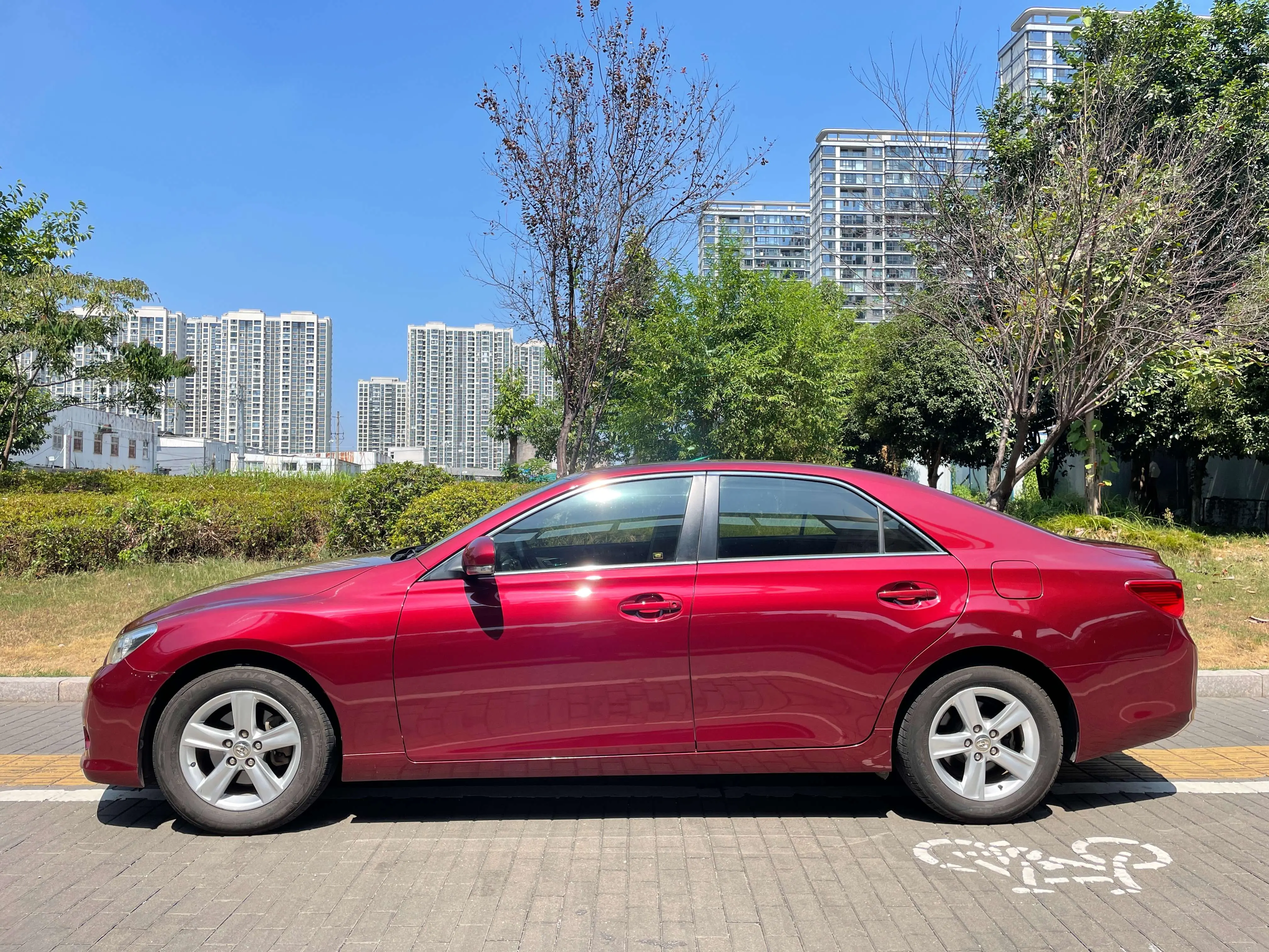 Toyota Ruizhi  из Китая