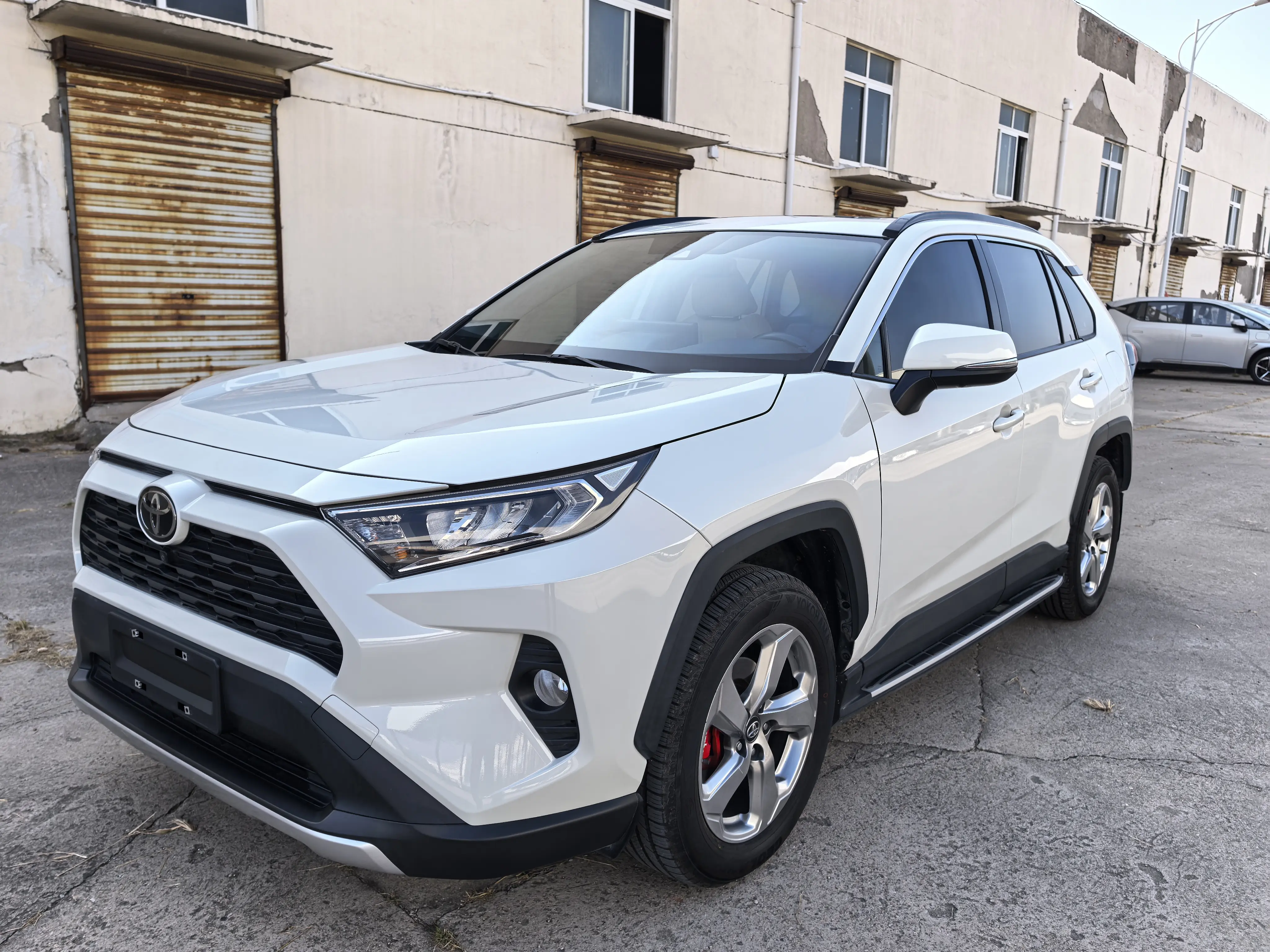 Toyota RAV4  из Китая