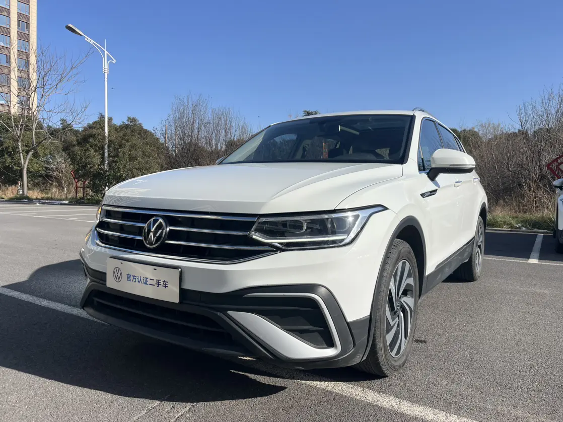 Volkswagen Tiguan L  из Китая
