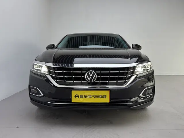 Volkswagen Passat  из Китая