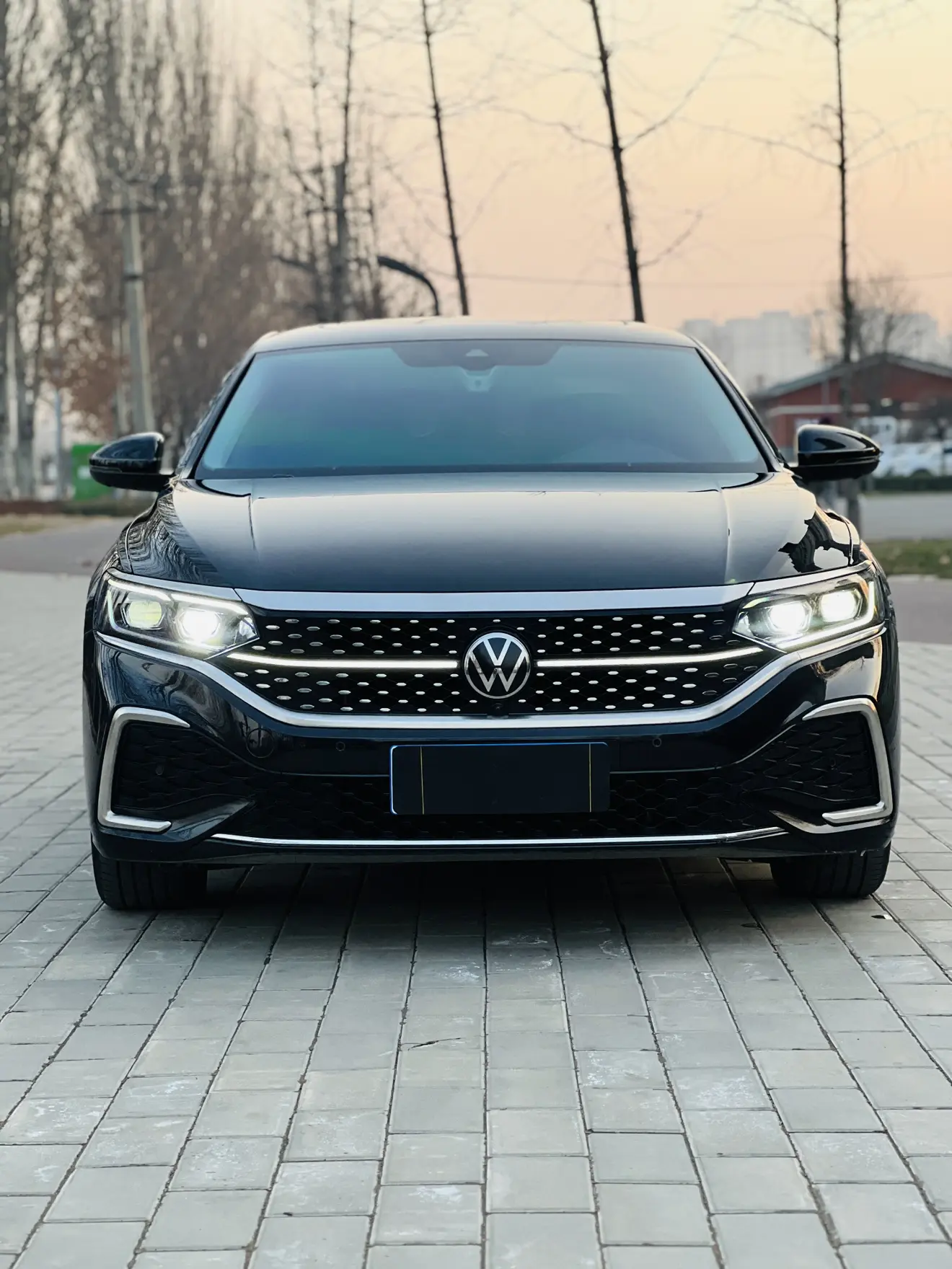 Volkswagen Passat  из Китая