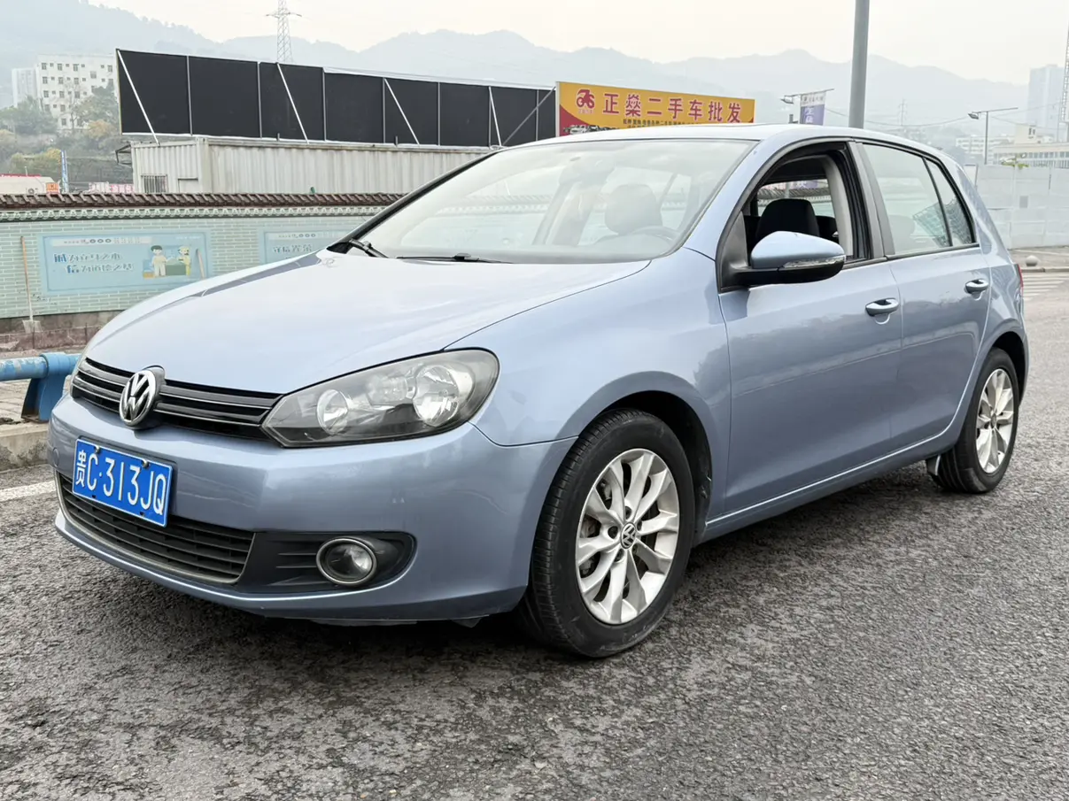 Volkswagen Golf  из Китая