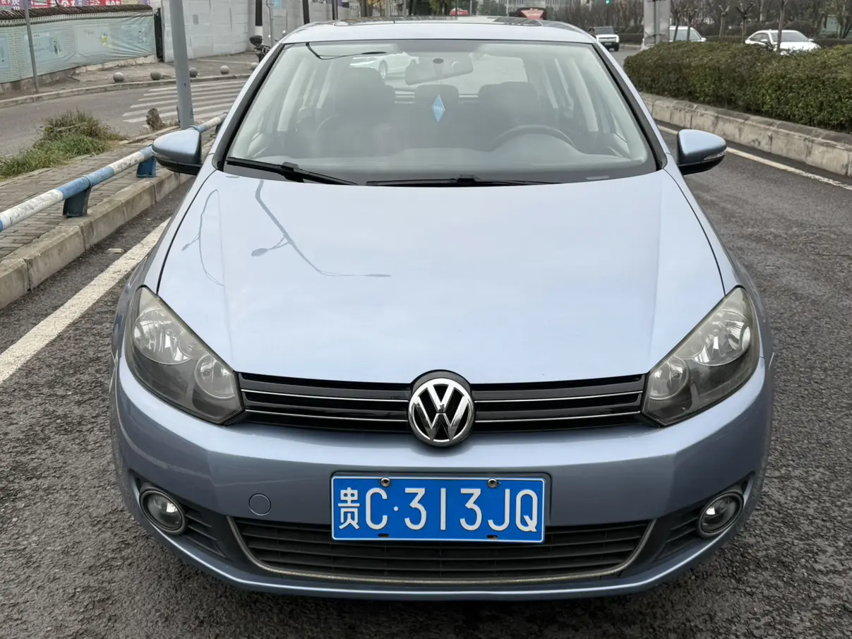 Volkswagen Golf  из Китая