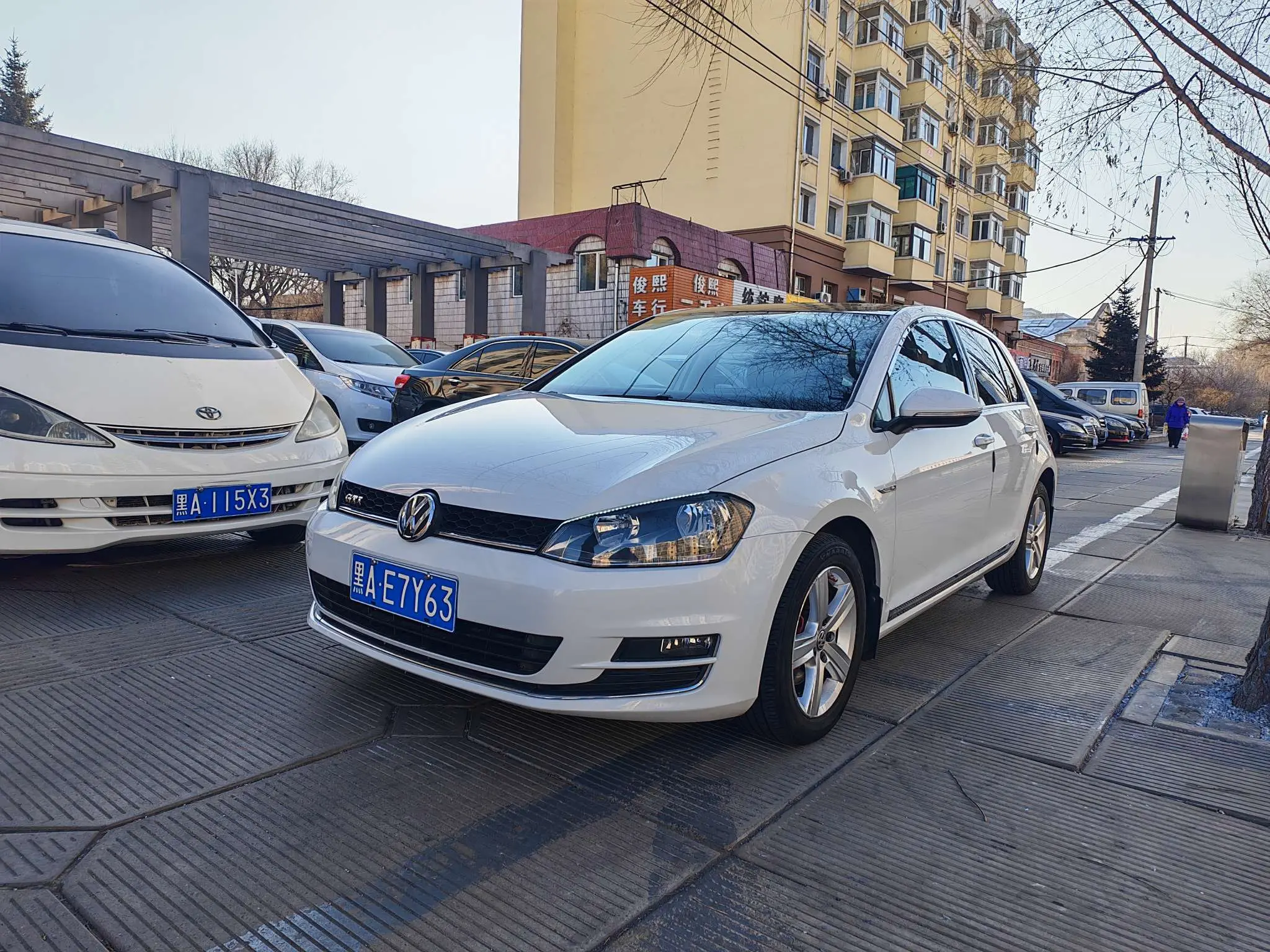 Volkswagen Golf  из Китая