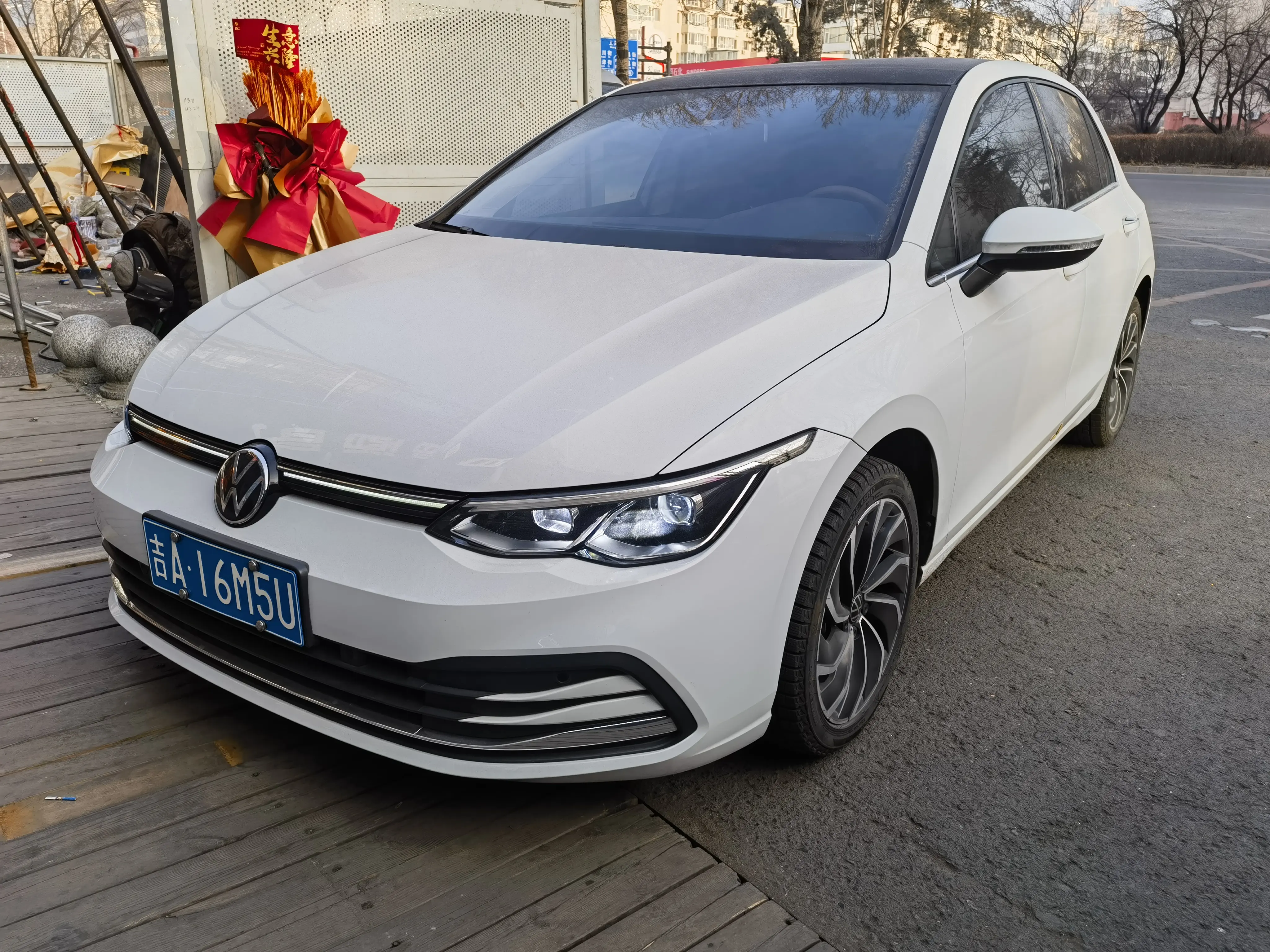 Volkswagen Golf  из Китая