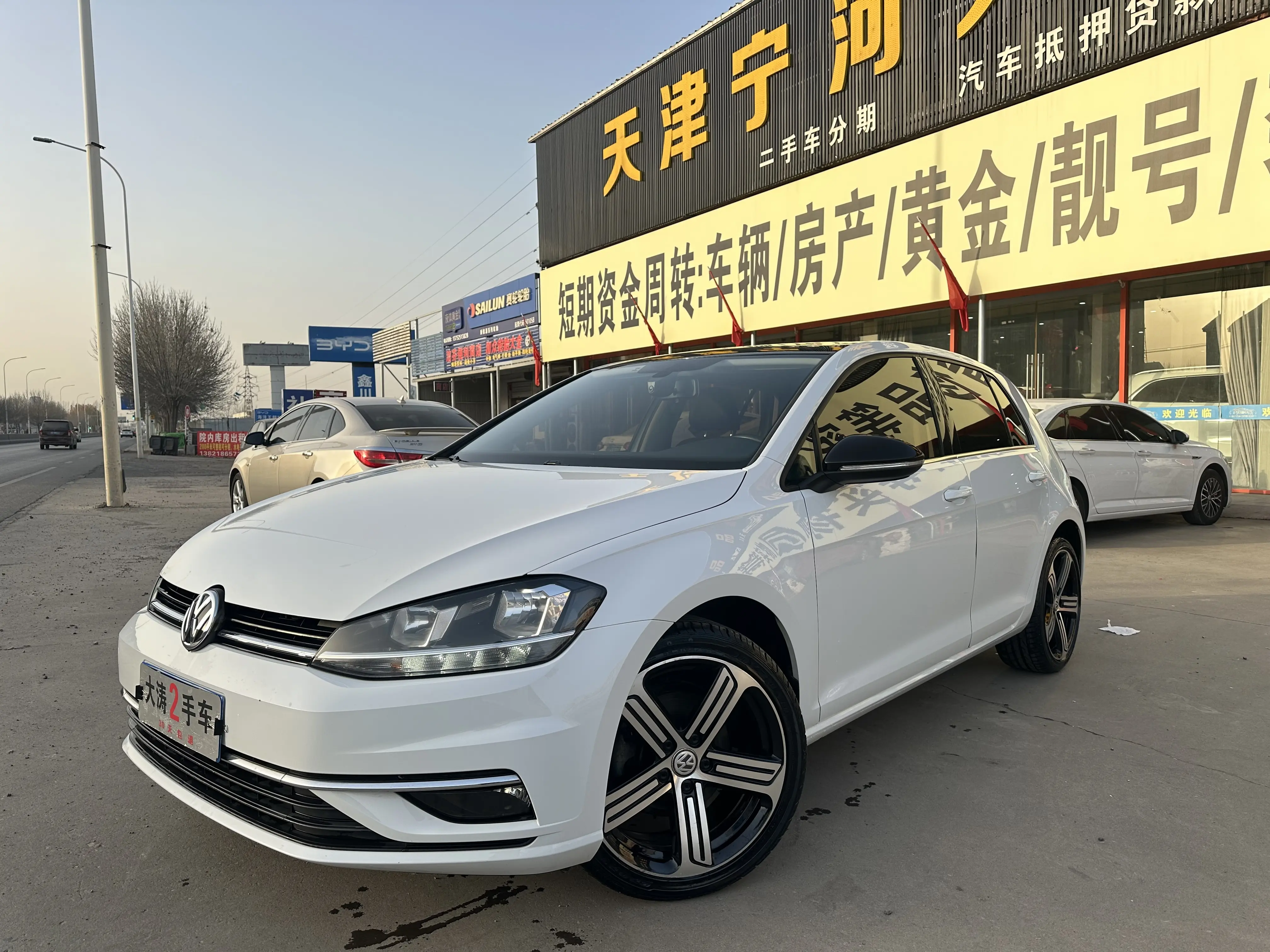 Volkswagen Golf  из Китая