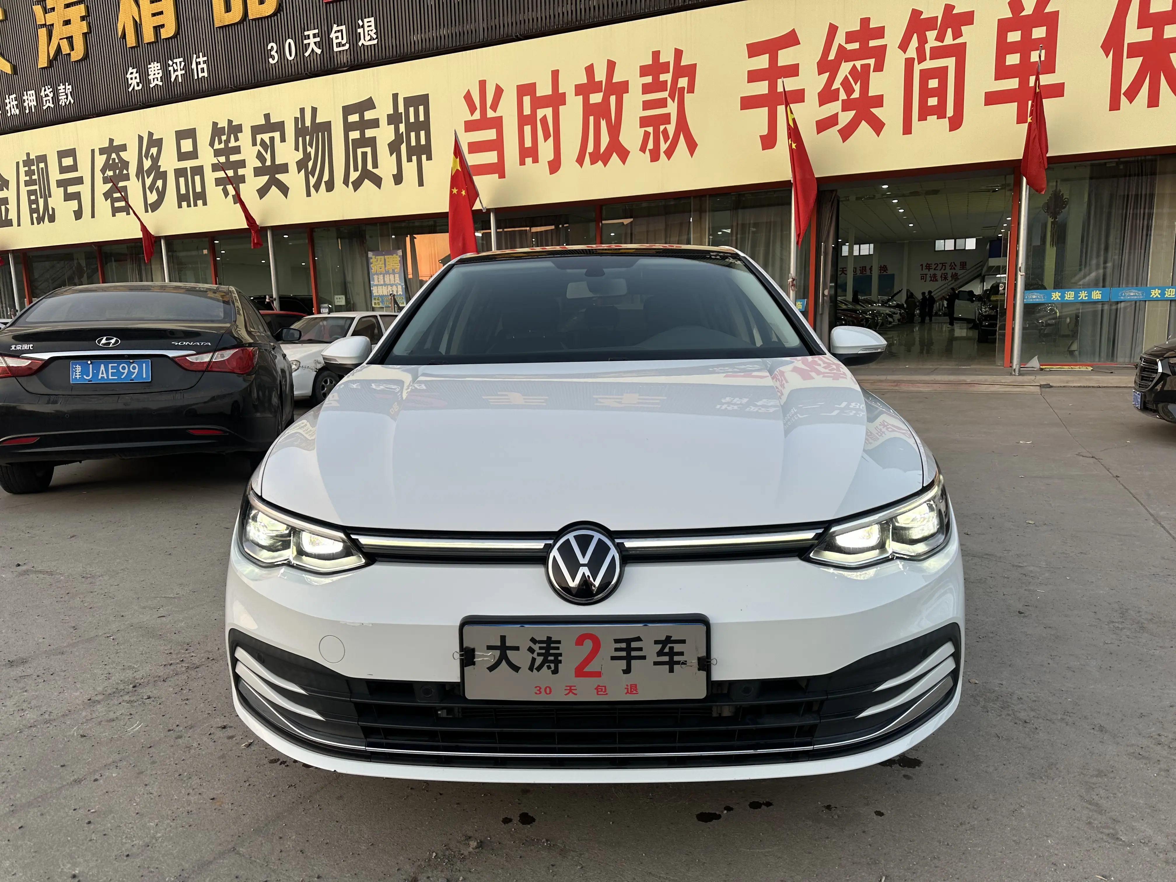 Volkswagen Golf  из Китая