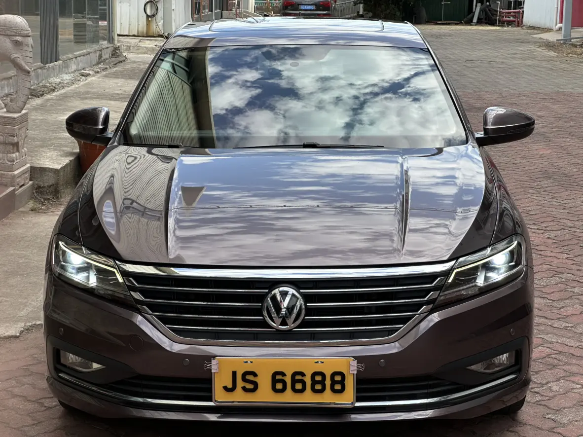 Volkswagen Lavida  из Китая