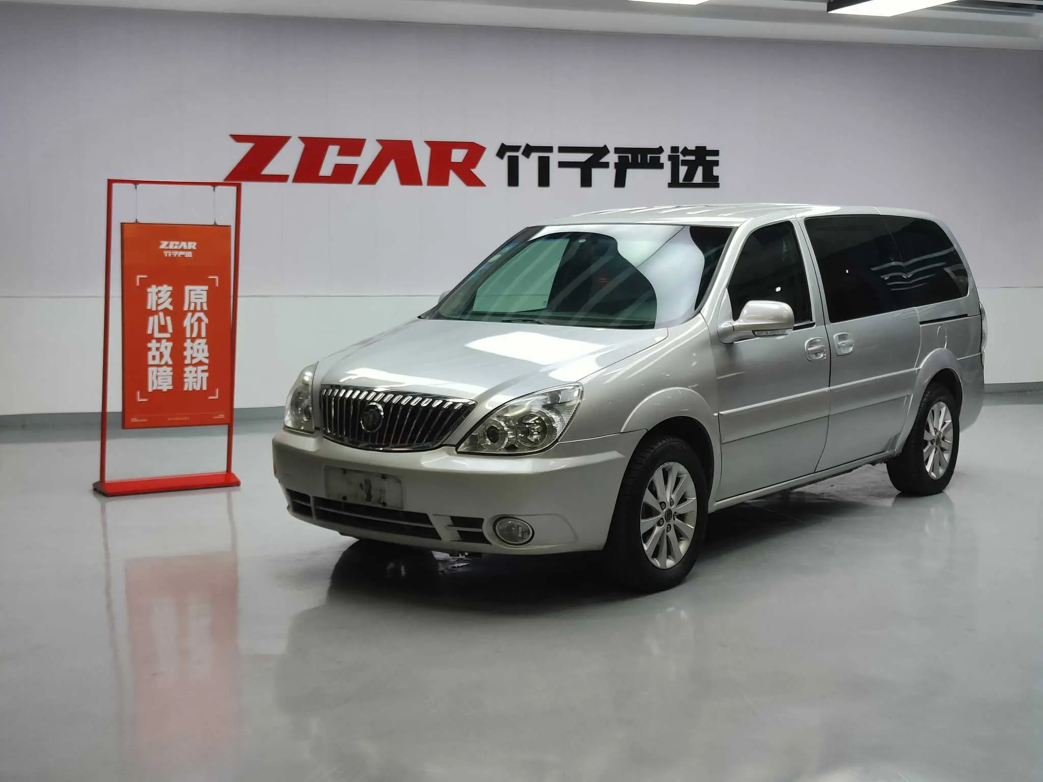 Buick GL8  из Китая