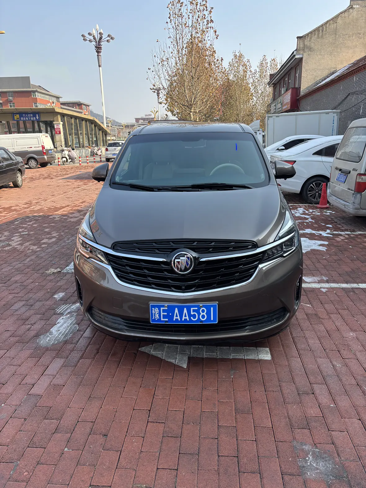 Buick GL8  из Китая