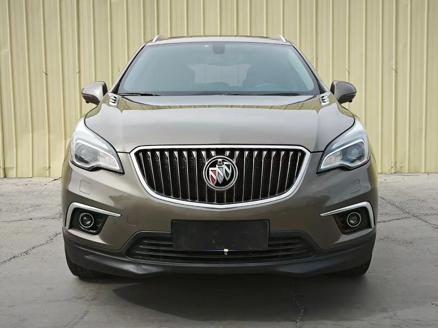 Buick Envision  из Китая
