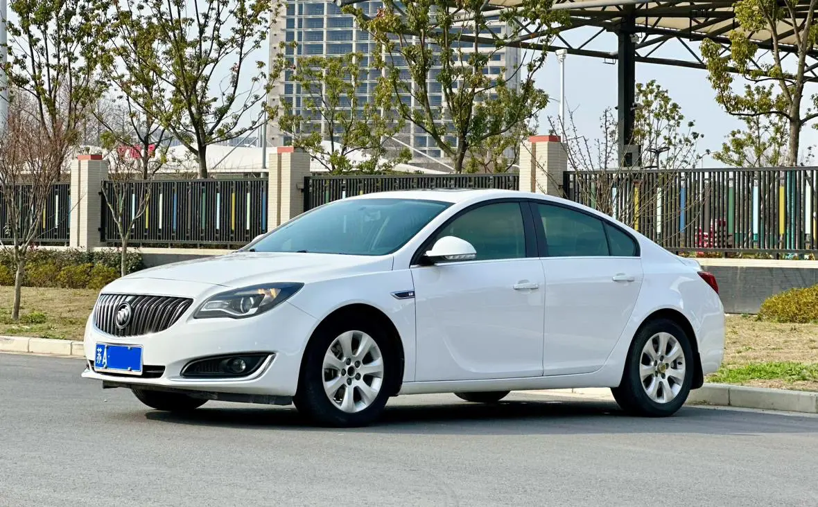 Buick Majesty  из Китая