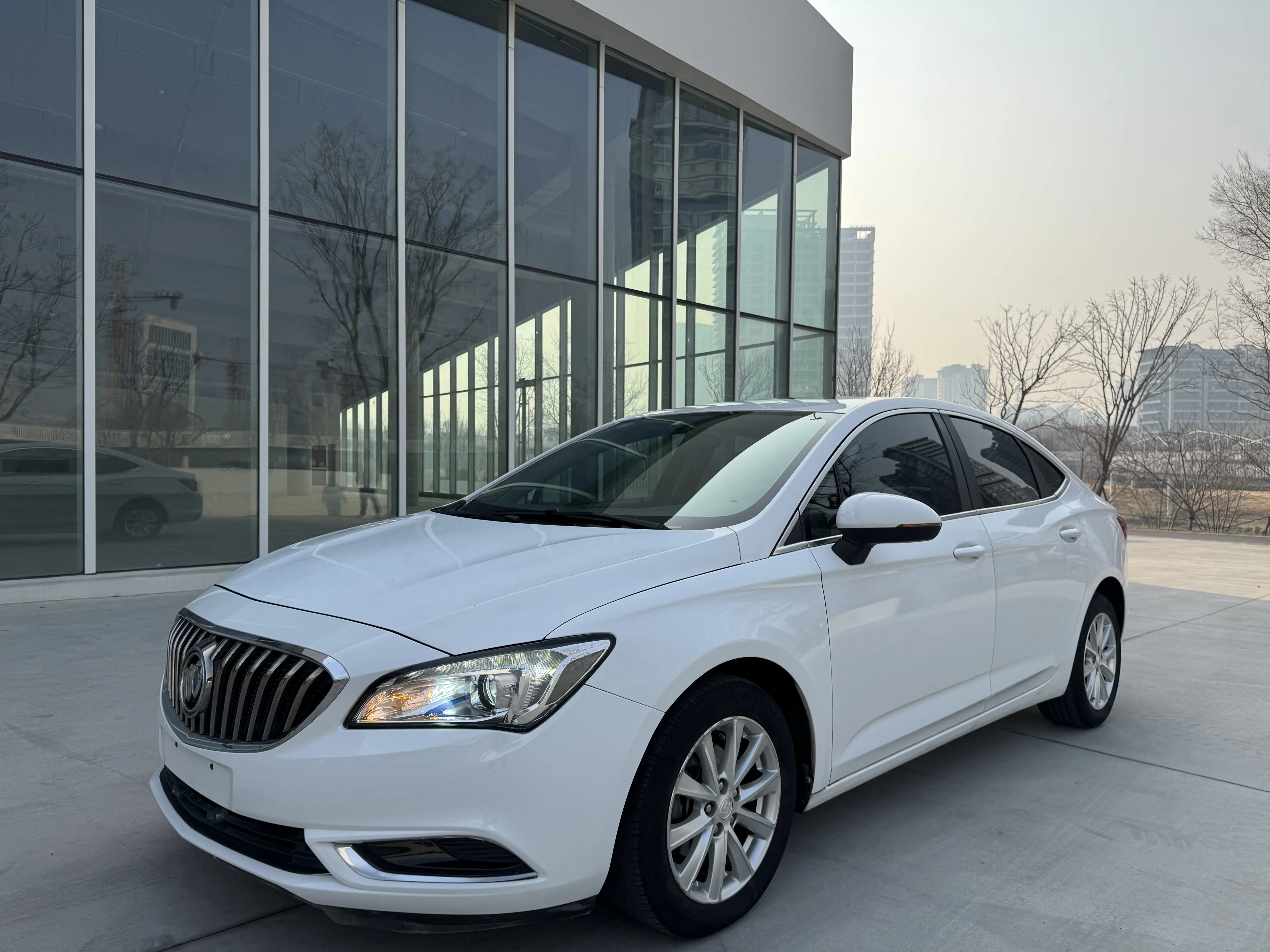 Buick Valeant  из Китая