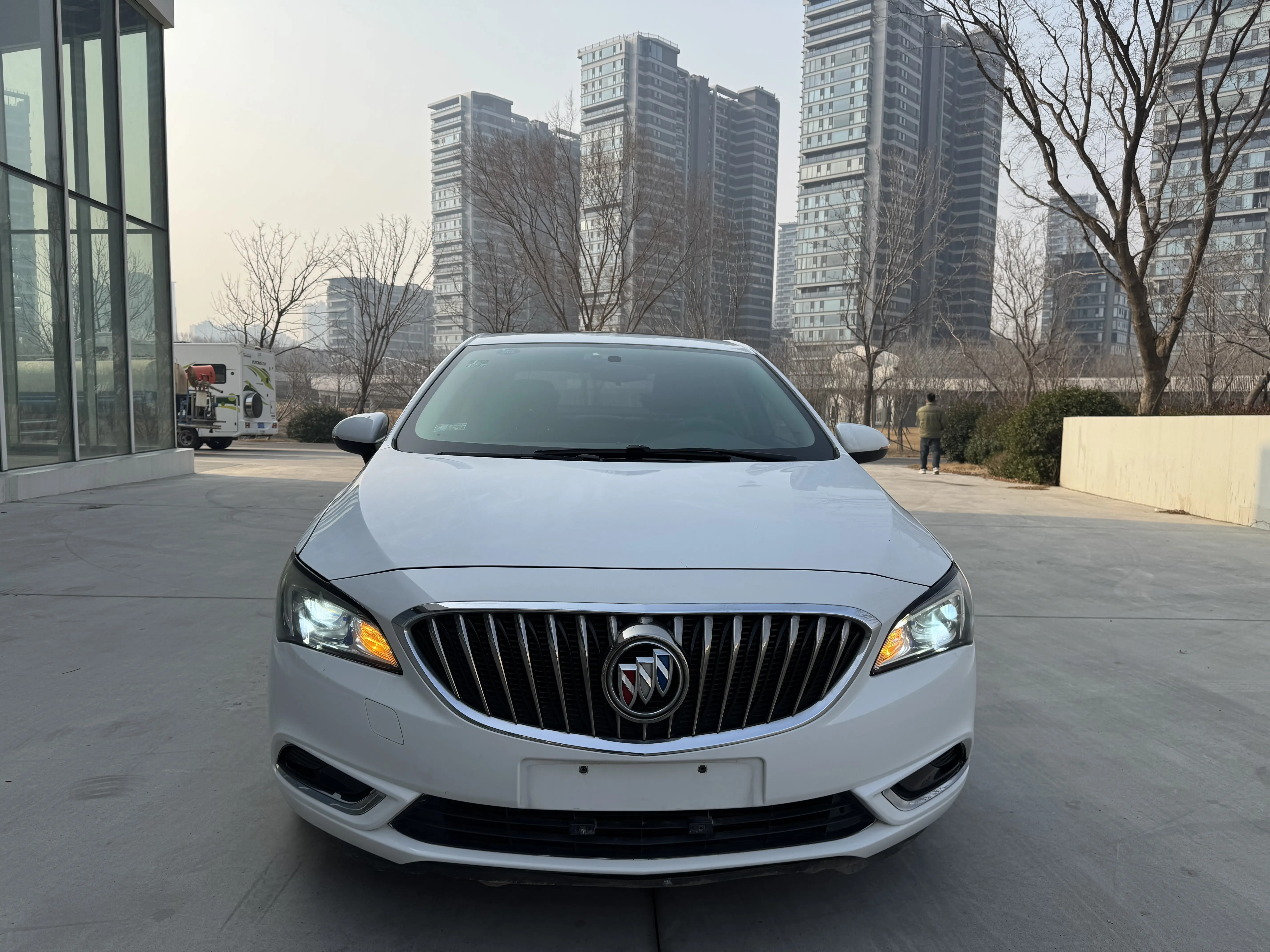 Buick Valeant  из Китая