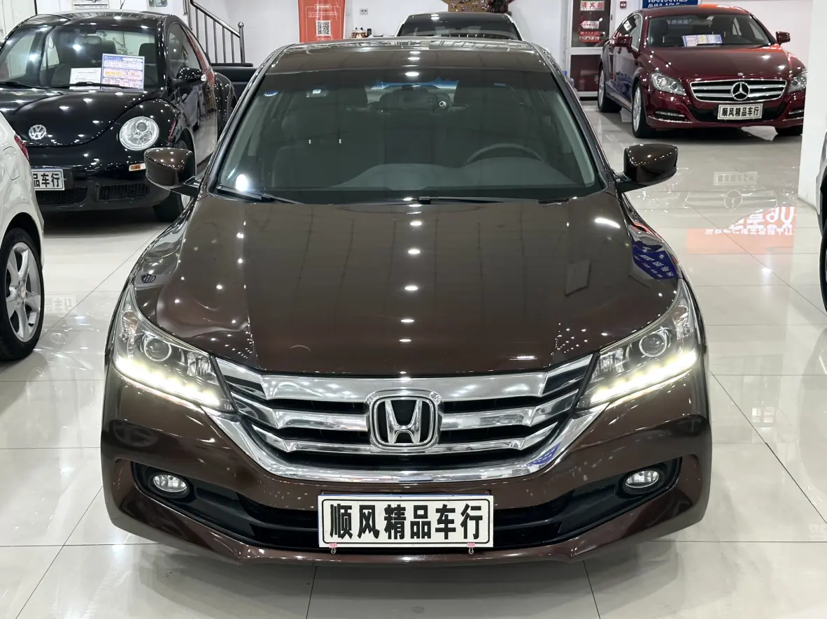 Honda Accord  из Китая