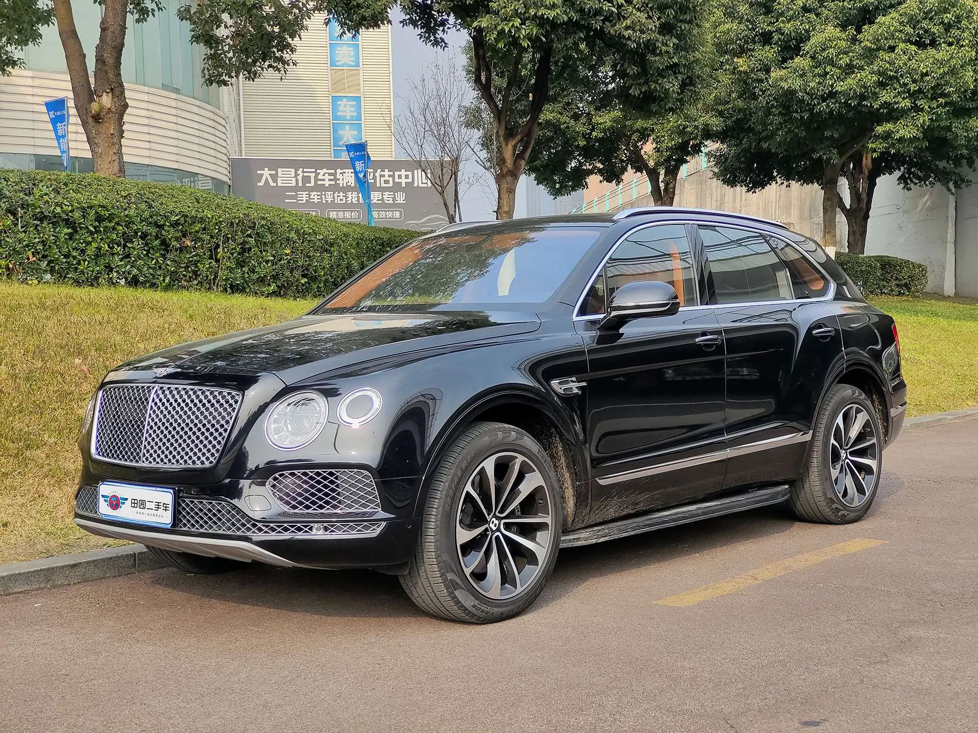 Bentley Bentayga  из Китая
