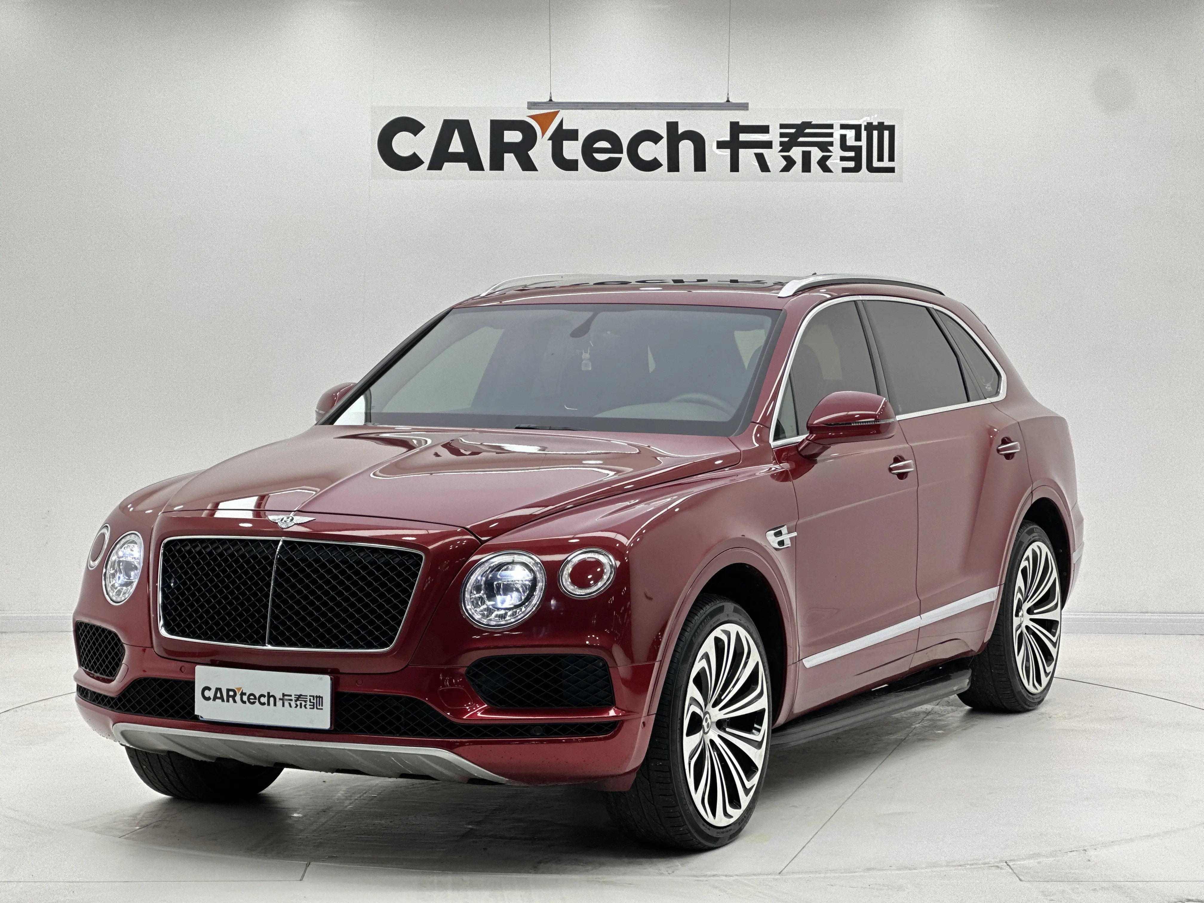Bentley Bentayga  из Китая