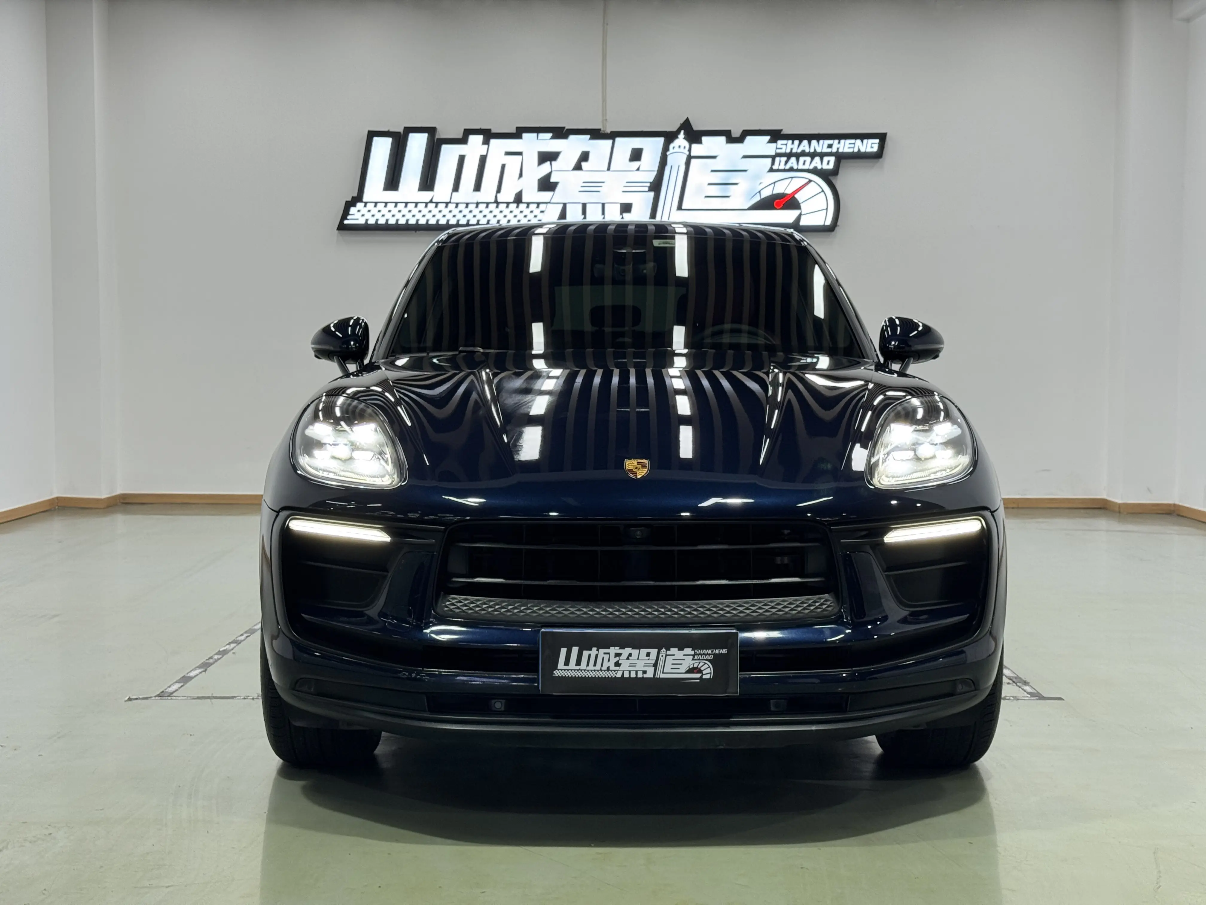 Porsche Macan  из Китая