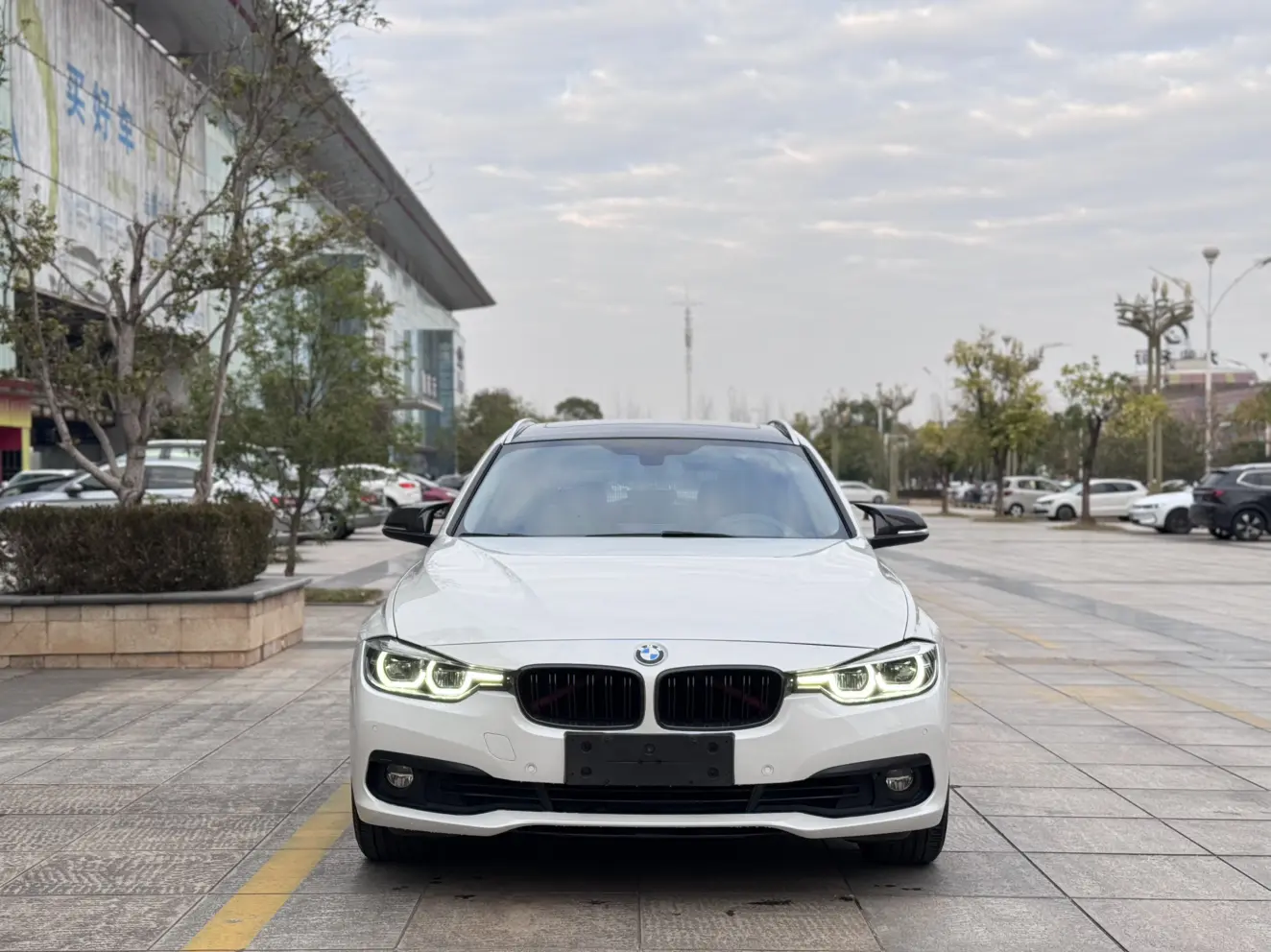 BMW 3 Series  из Китая