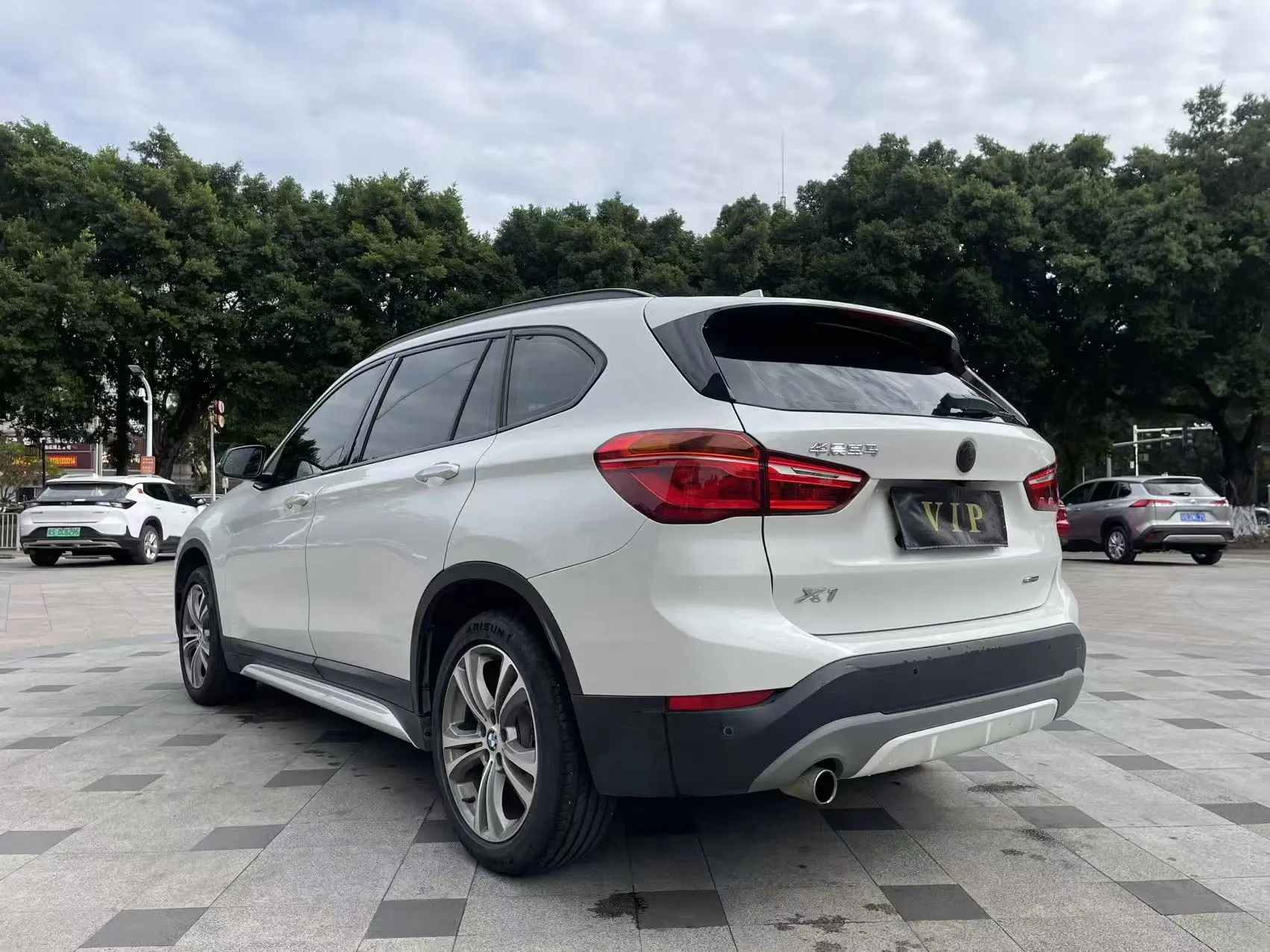 BMW X1