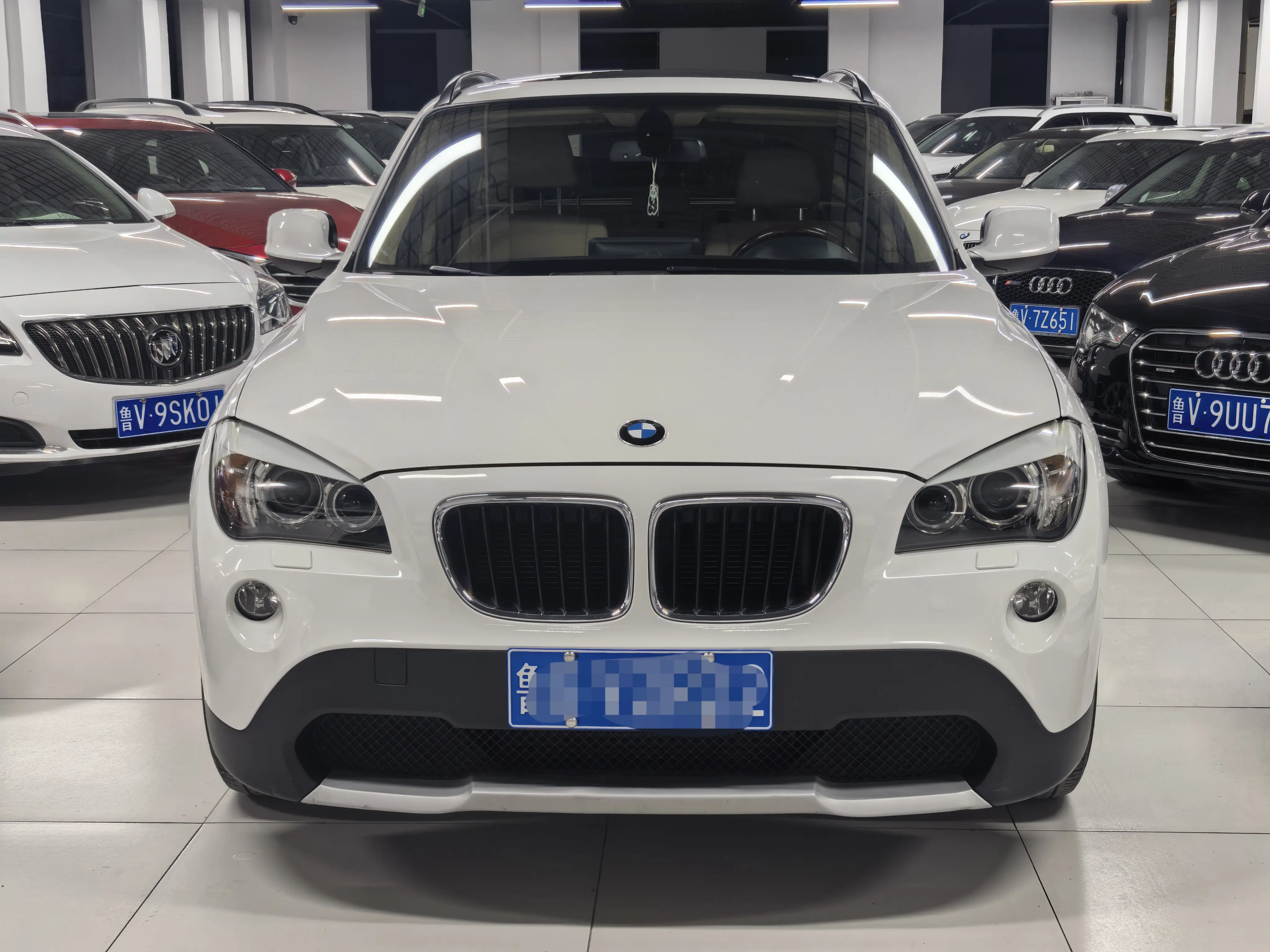 BMW X1  из Китая