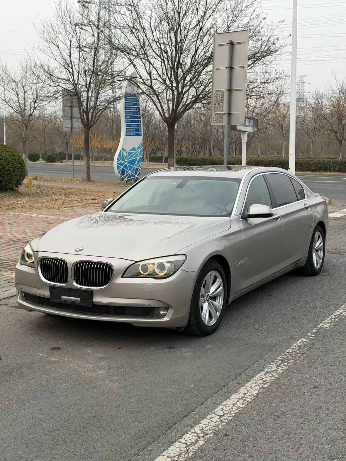 BMW 7 Series  из Китая