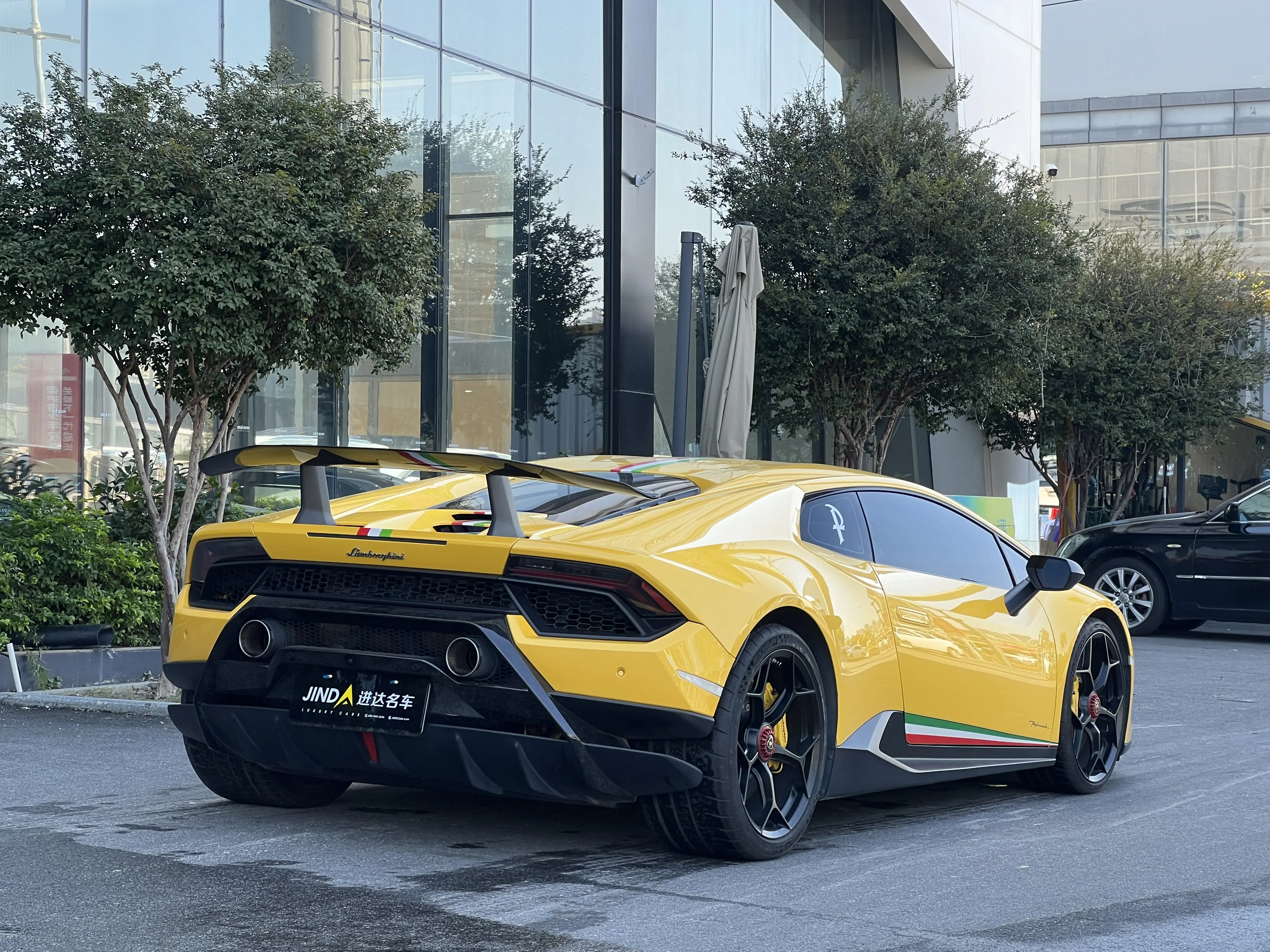 Lamborghini Huracán  из Китая