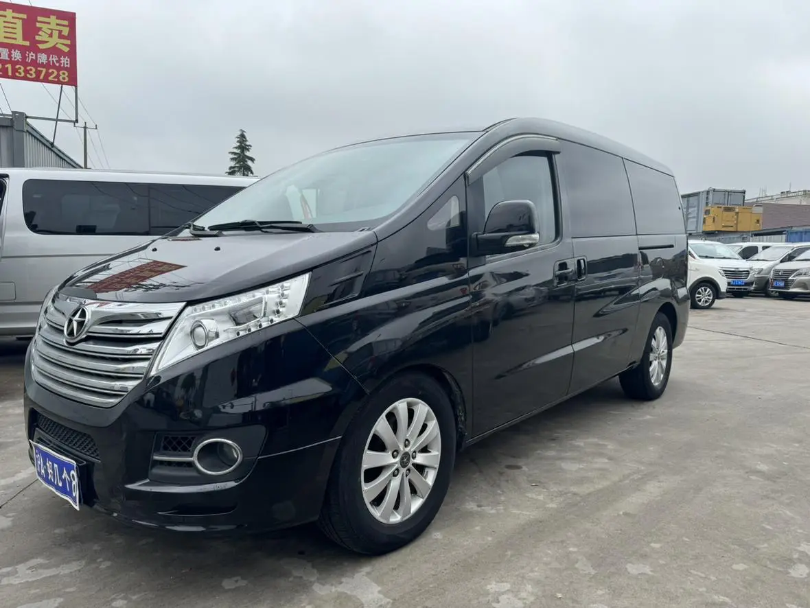 Jiangxi Ruifeng M5  из Китая