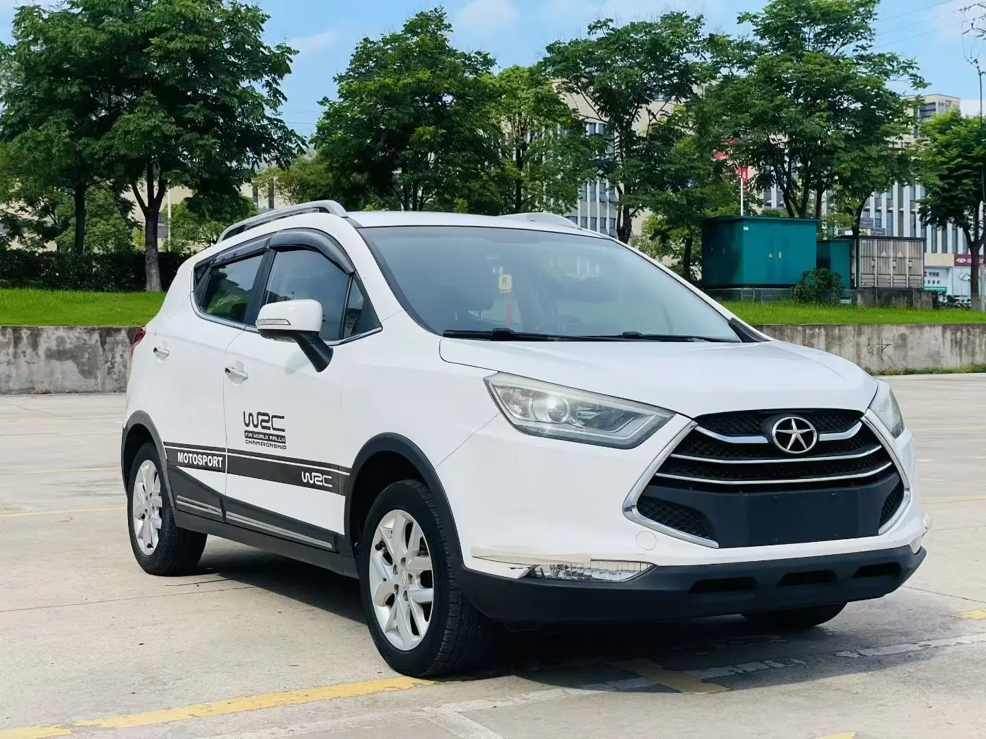 Jiangxi Ruifeng S3  из Китая