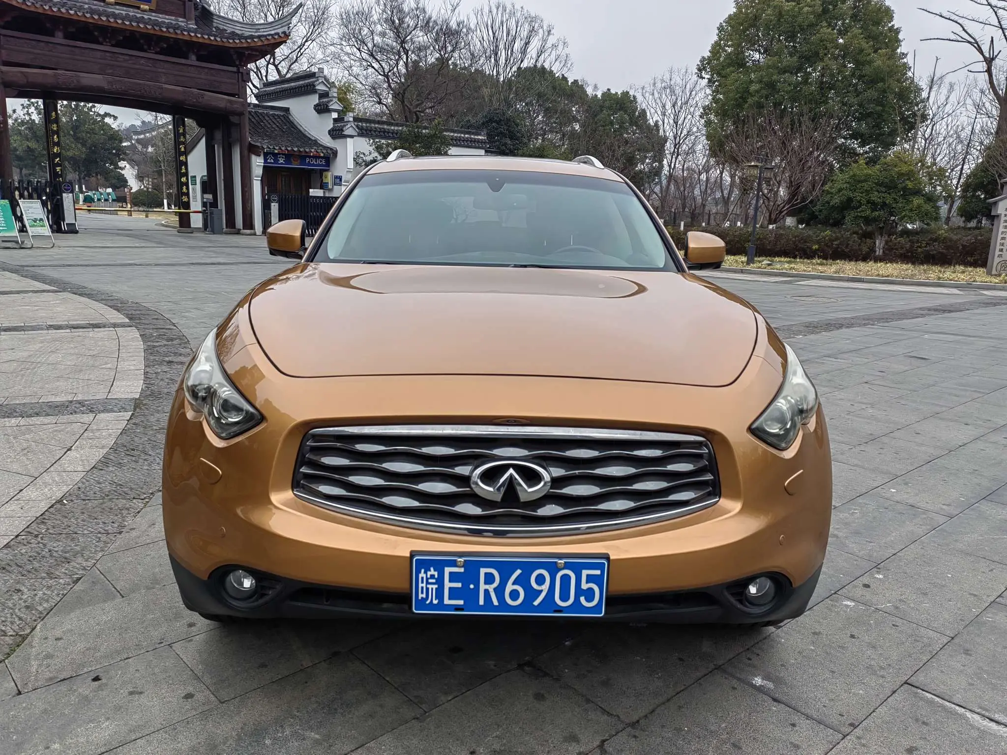 Infiniti FX  из Китая