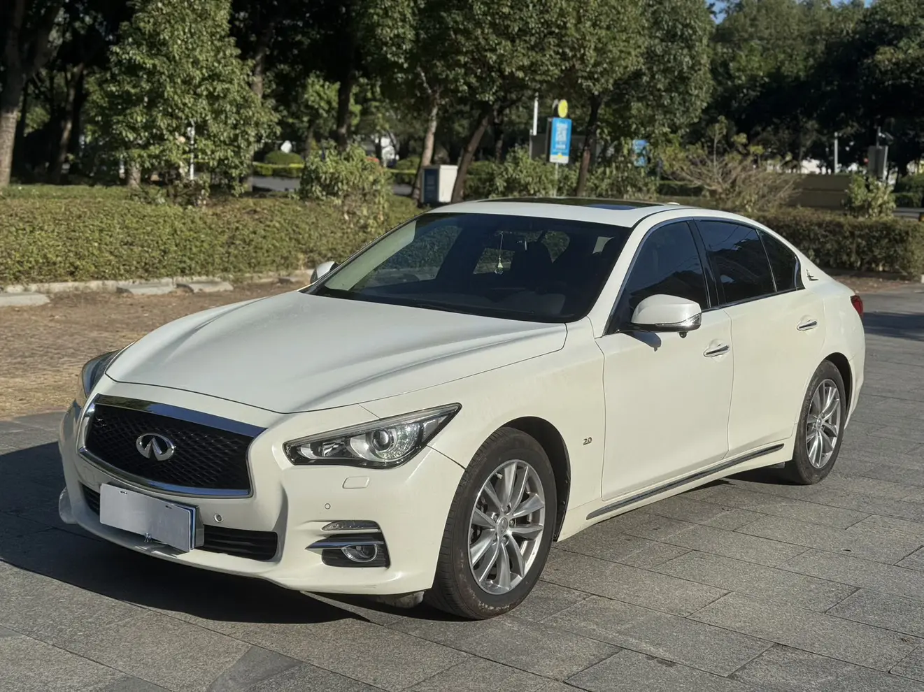 Infiniti Q50L  из Китая