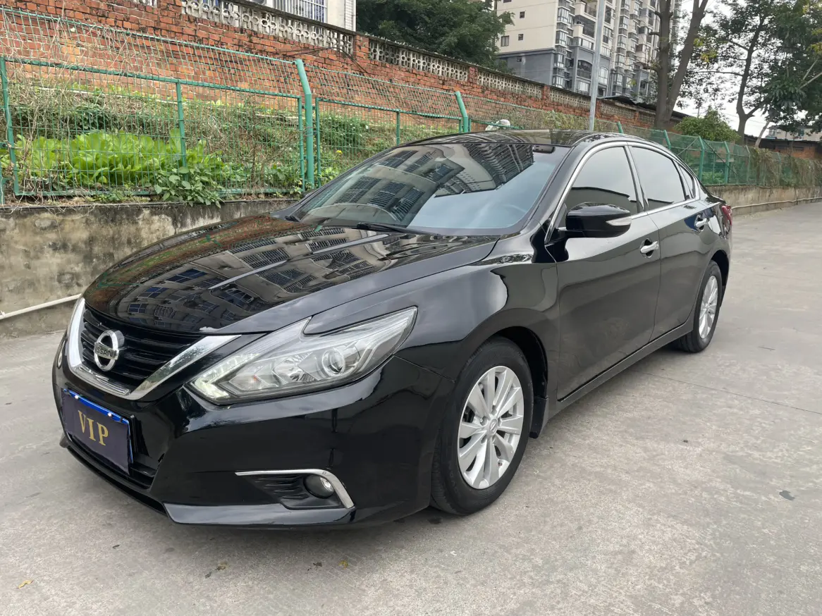 Nissan Altima (Teana)  из Китая