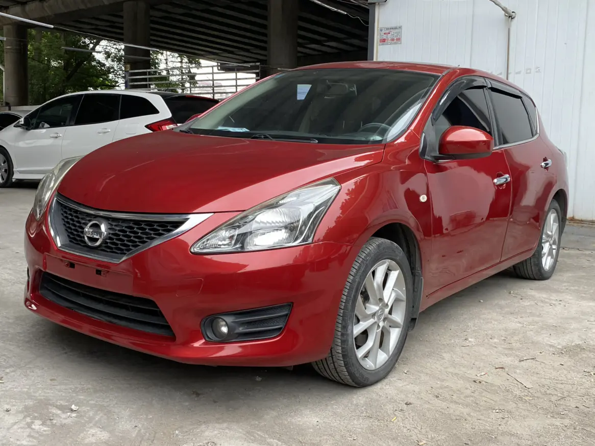 Nissan Tiida  из Китая