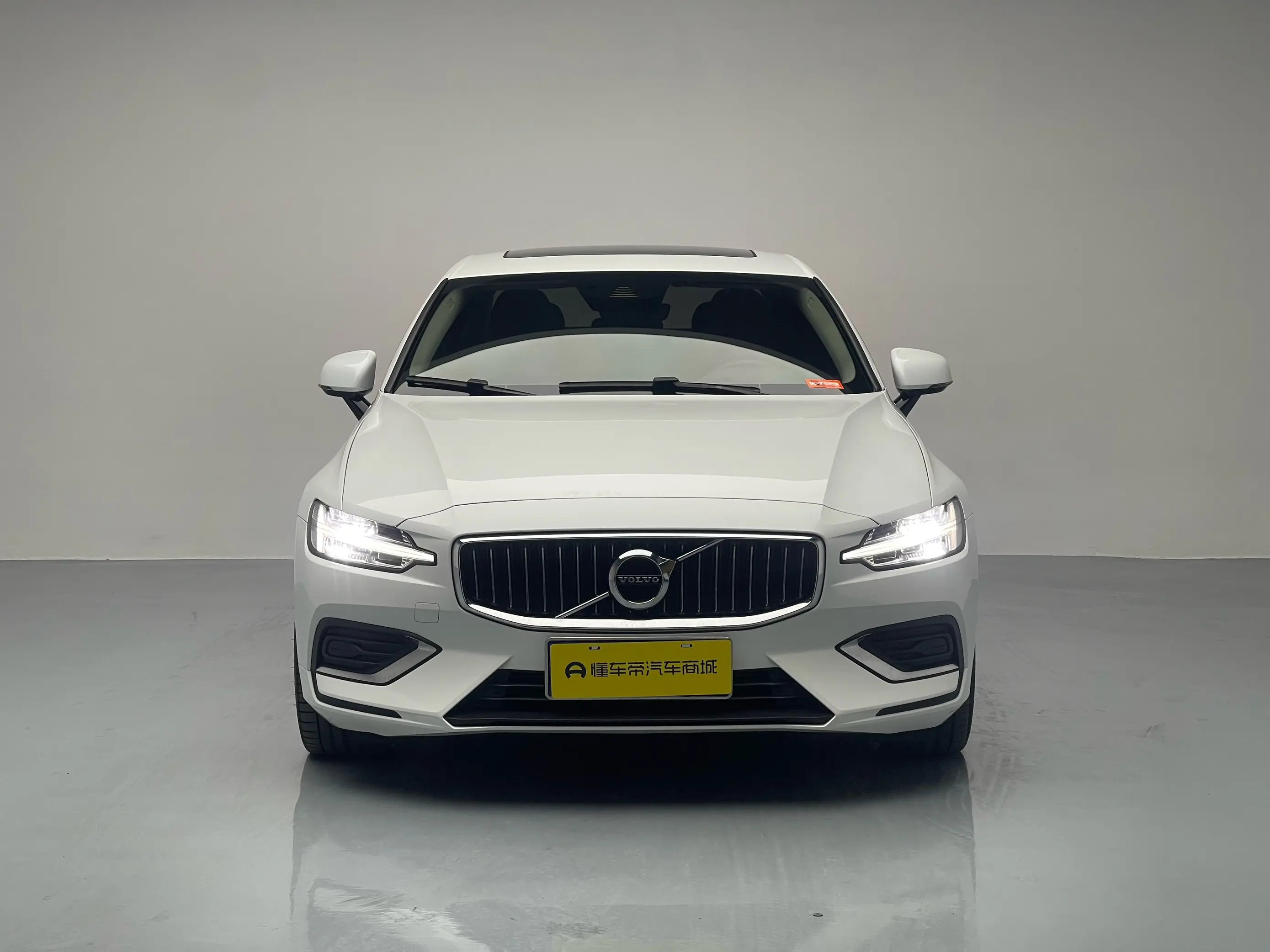 Volvo S60  из Китая