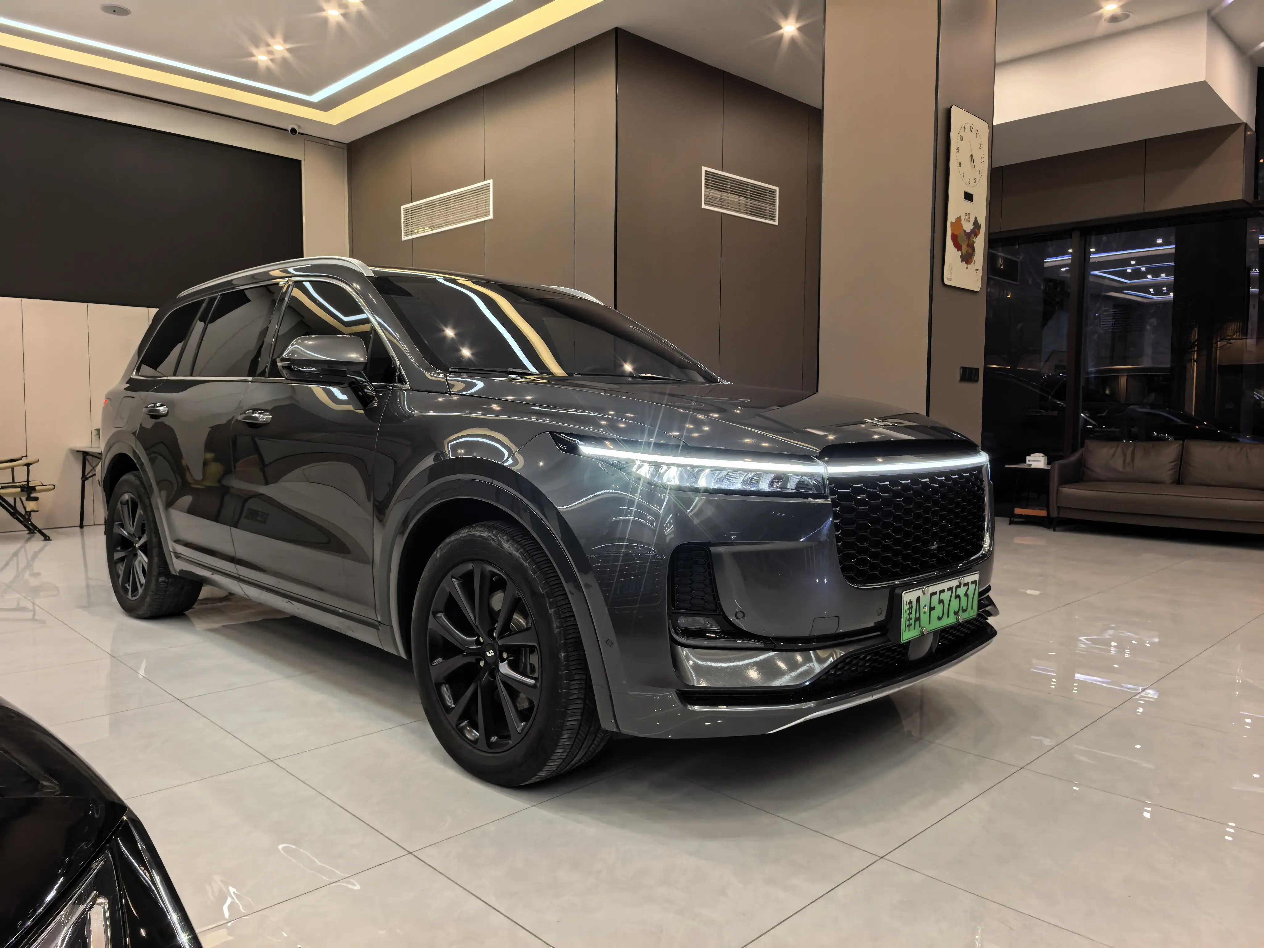 Lixiang ONE