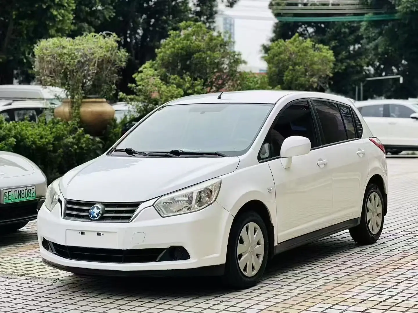 Kai Chen Venucia R50  из Китая