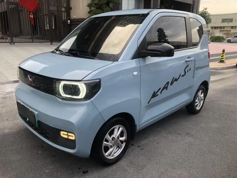 Wuling Hongguang MINIEV  из Китая