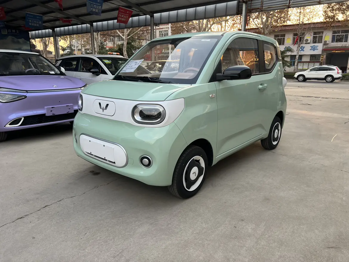 Wuling Hongguang MINIEV  из Китая