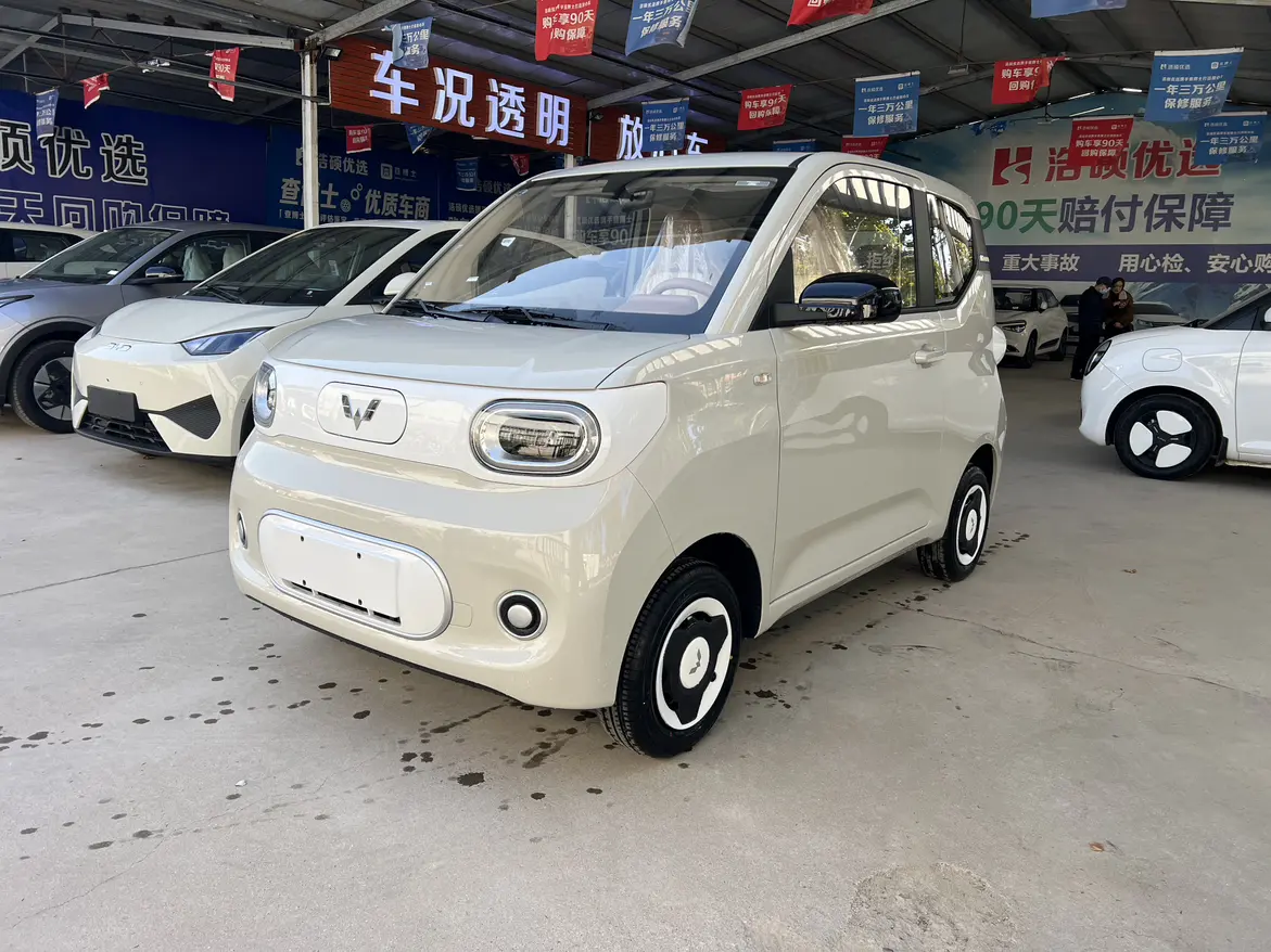 Wuling Hongguang MINIEV  из Китая