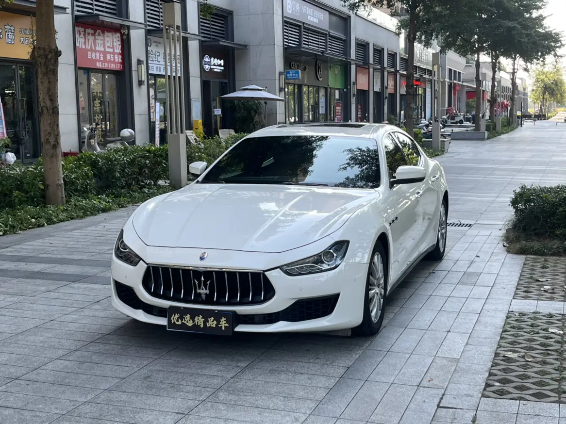 Maserati Ghibli  из Китая