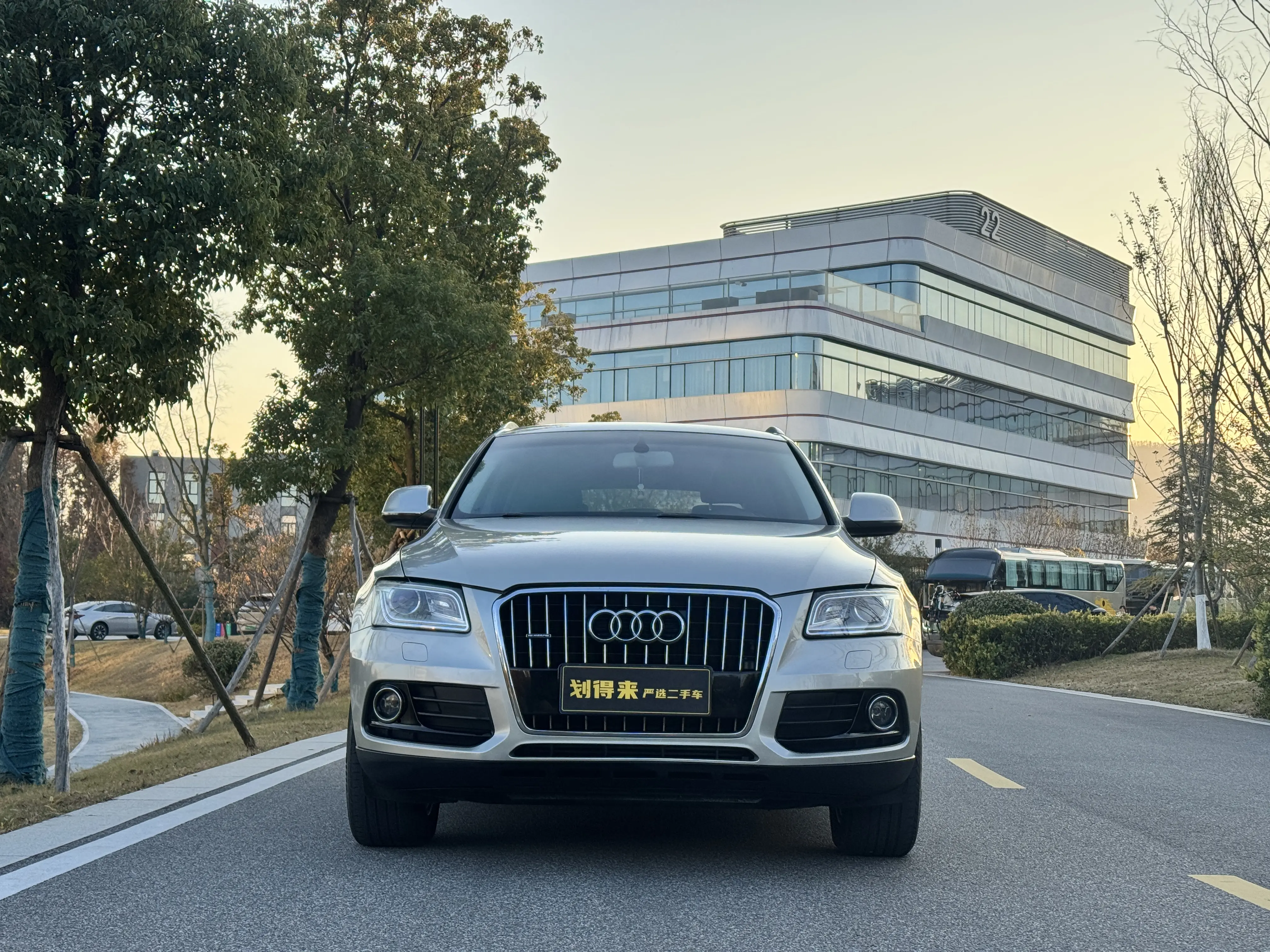 Audi Q5  из Китая